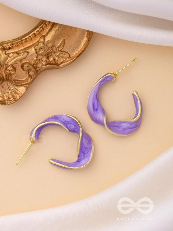 EBB AND FLOW - ENAMELLED TWISTED STUDS (PURPLE)