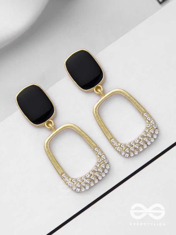 SHIMMER OF NIGHT - STATEMENT DROP EARRINGS