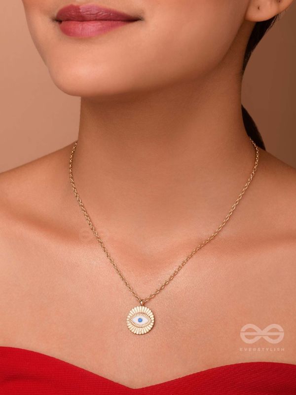 AN EYE FOR AN EYE - GOLDEN CASUAL NECKPIECE