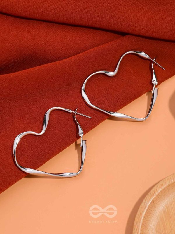 YOUR TWISTED LOVE - SILVER HOOP EARRINGS