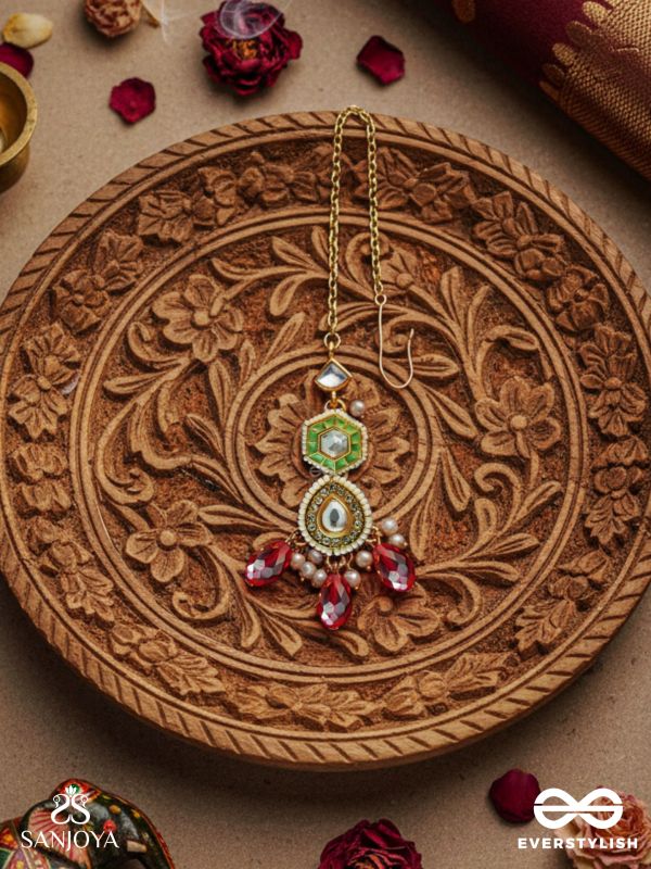 RUPANJALI - TRIBUTE TO BEAUTY - PEARLS, BEADS AND KUNDAN HAND EMBROIDERED MAANG TIKA