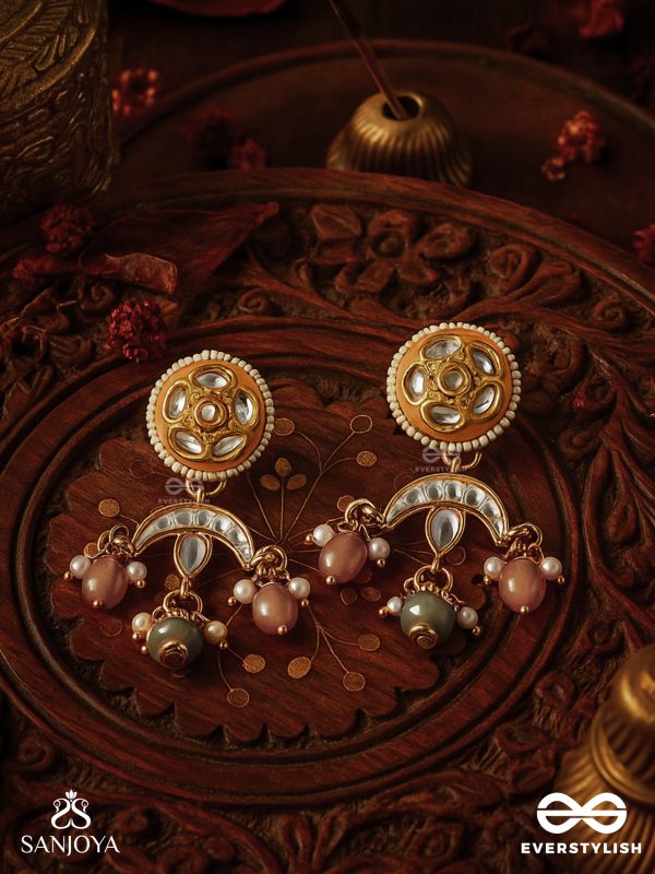 RAGTANIKA - COLORED COMPOSITION- HERITAGE STYLE KUNDAN EARRINGS WITH PEARLS AND BEADS