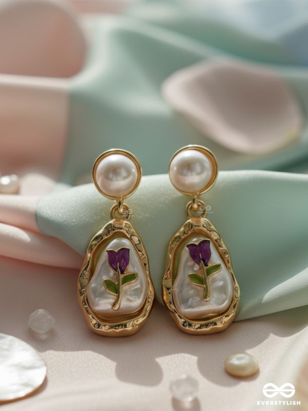 THE GOLDEN VINE – ORGANIC PEARL DROPS WITH ENGRAVED BOTANICAL DETAILS