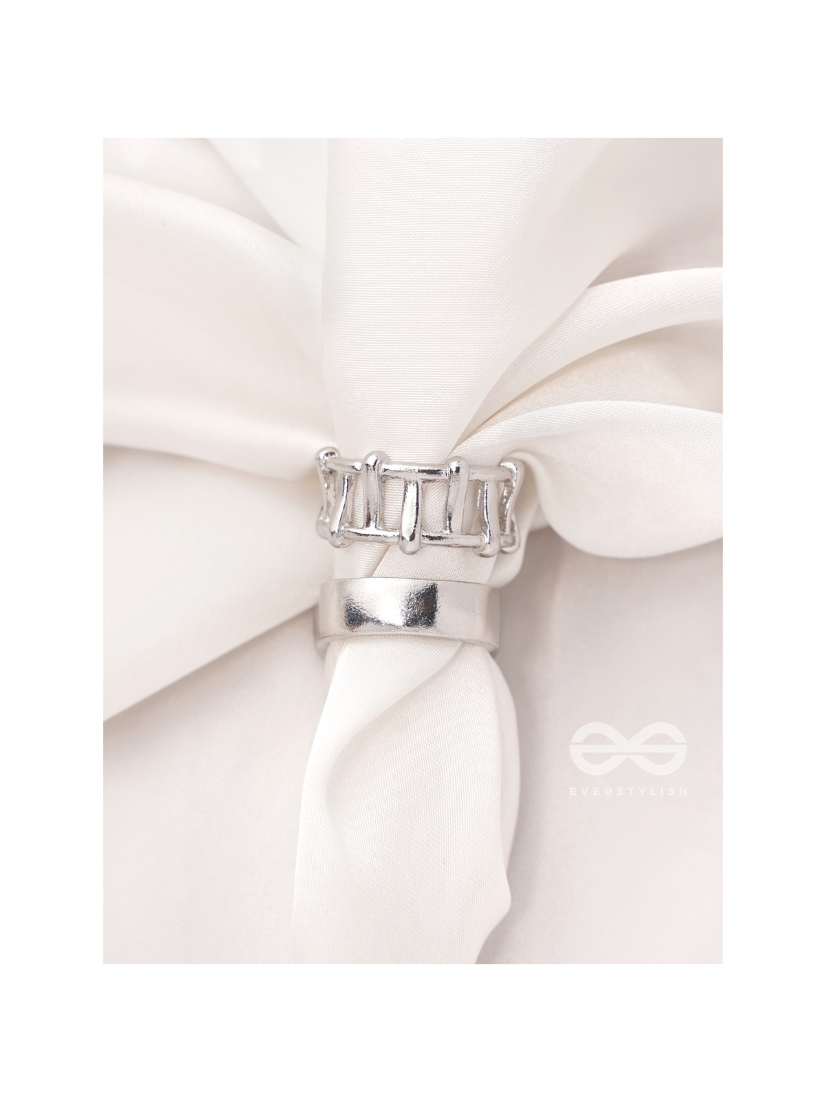 Twigs n Petal- Set of Two Silver Rings