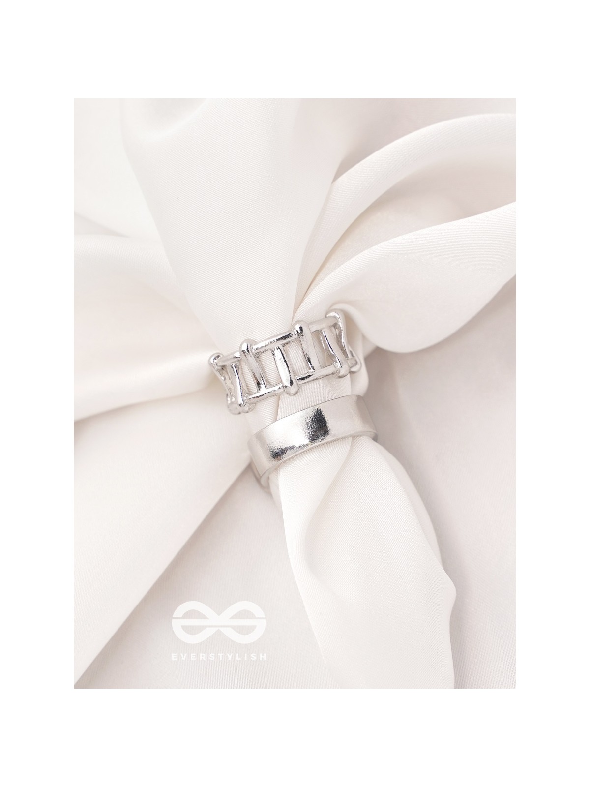 Twigs n Petal- Set of Two Silver Rings