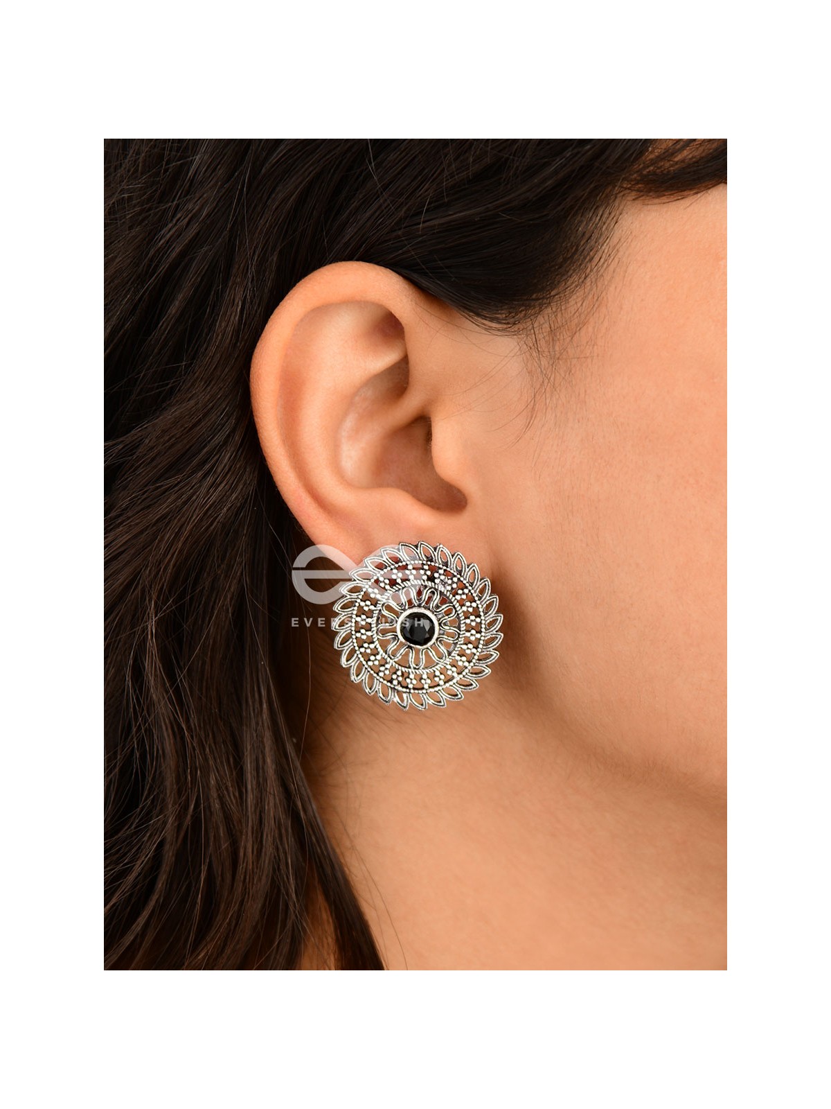 The Elegant Mesh Studs (Onyx Black) - The Embellished Oxidised Collection