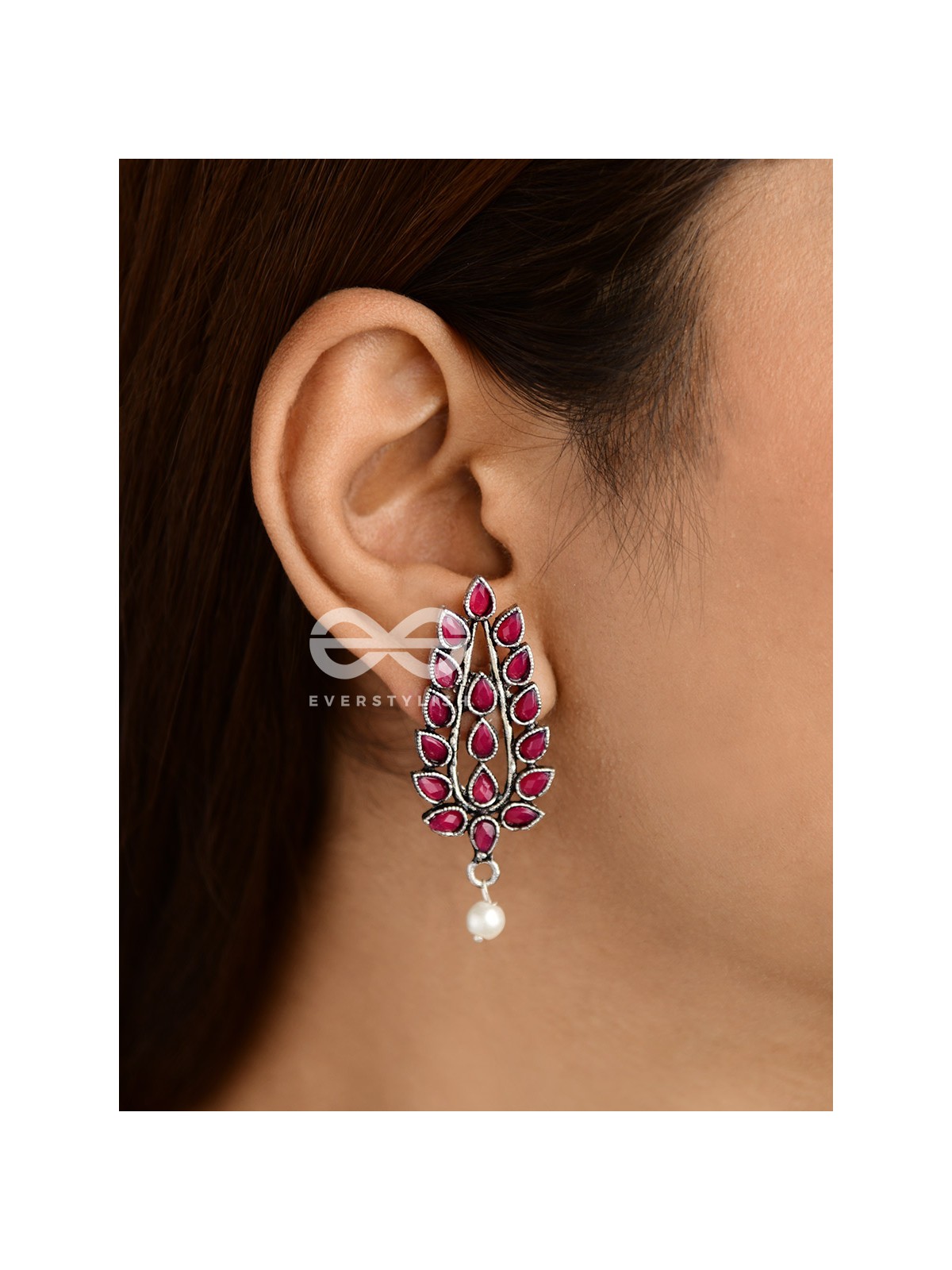 The Shimmering Leaves (Onyx Black)- Embellished Oxidised Earrings