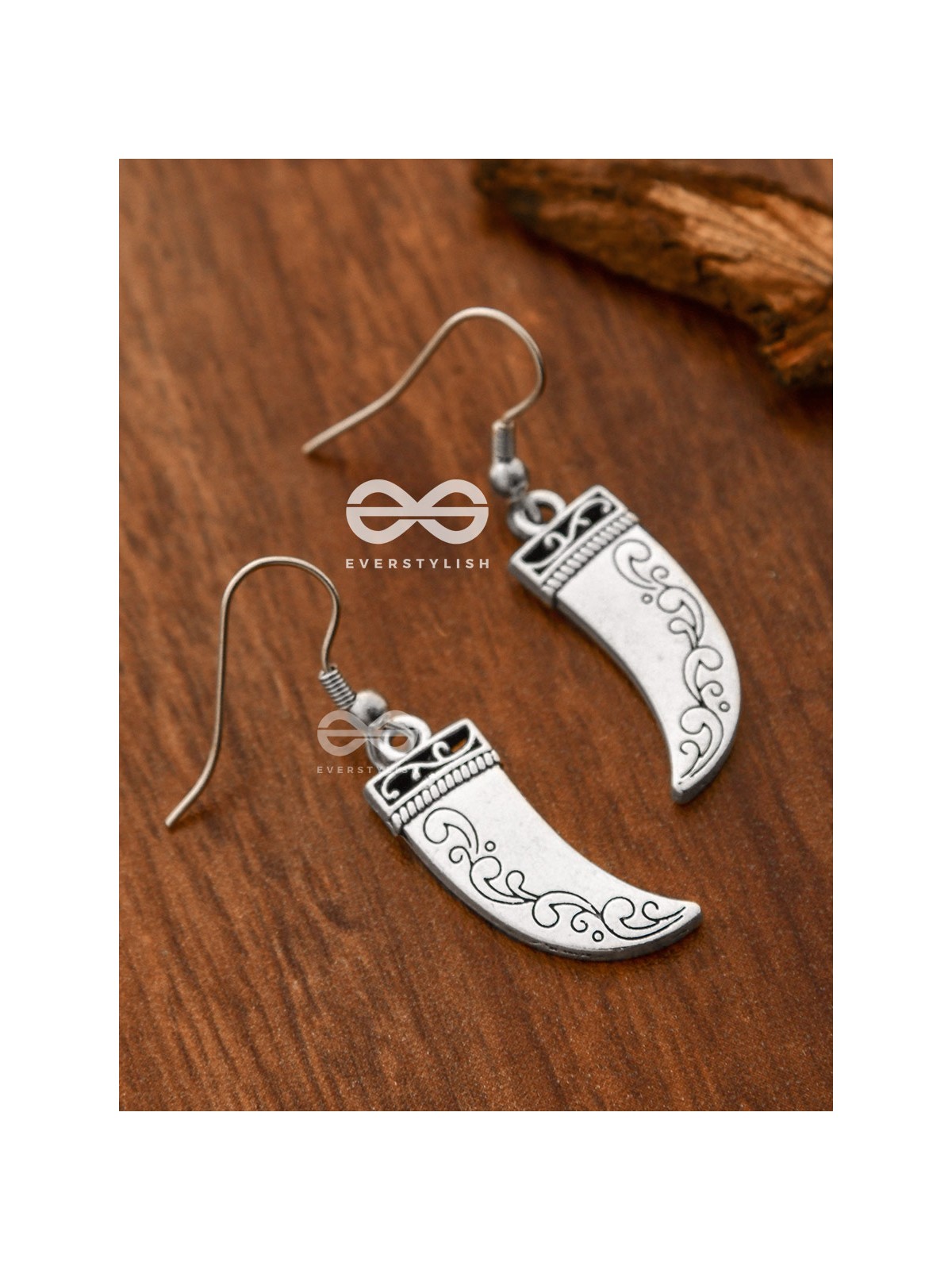 The Little Elegant Daggers - Tiny Trinket Earrings