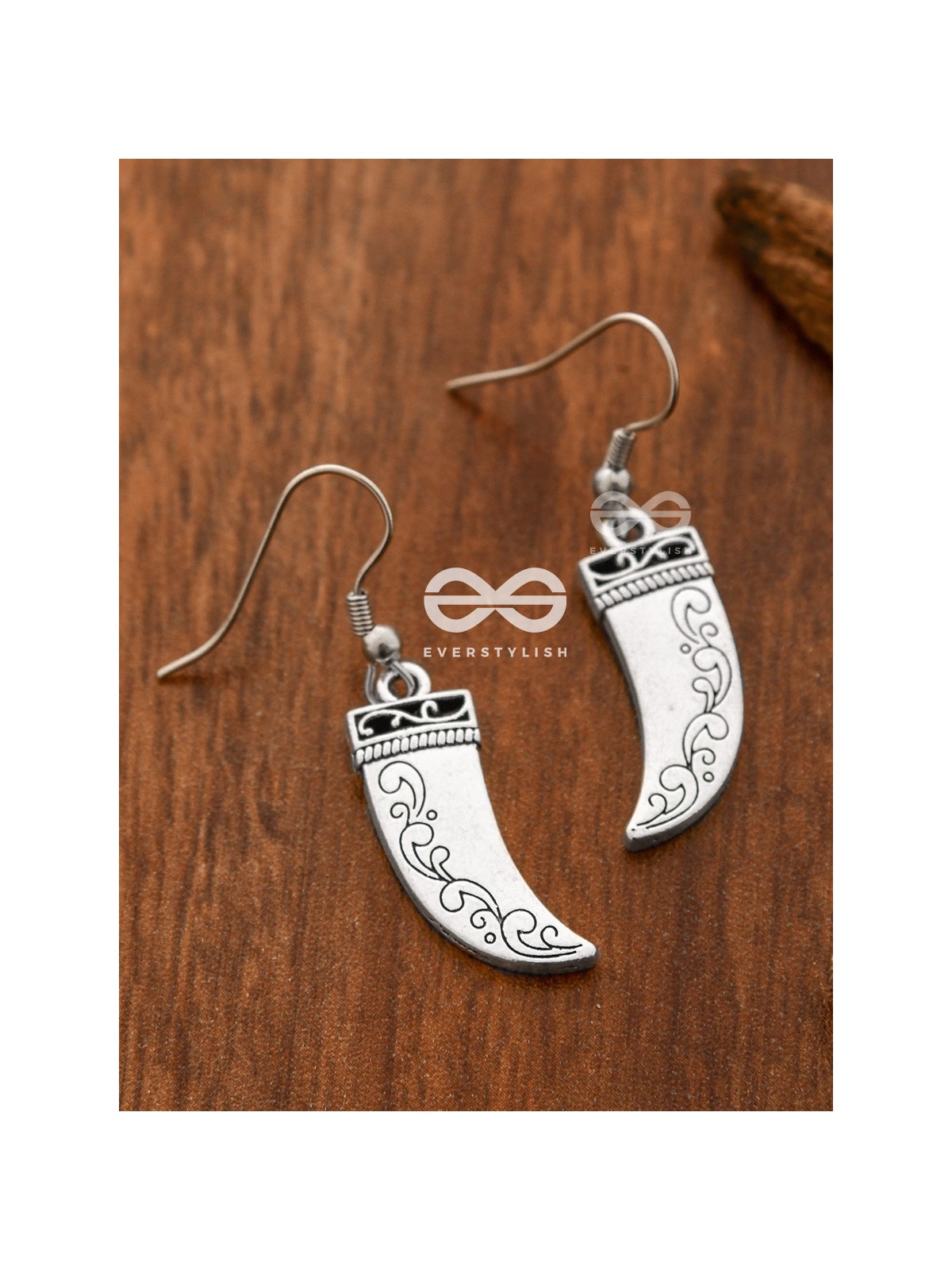 The Little Elegant Daggers - Tiny Trinket Earrings