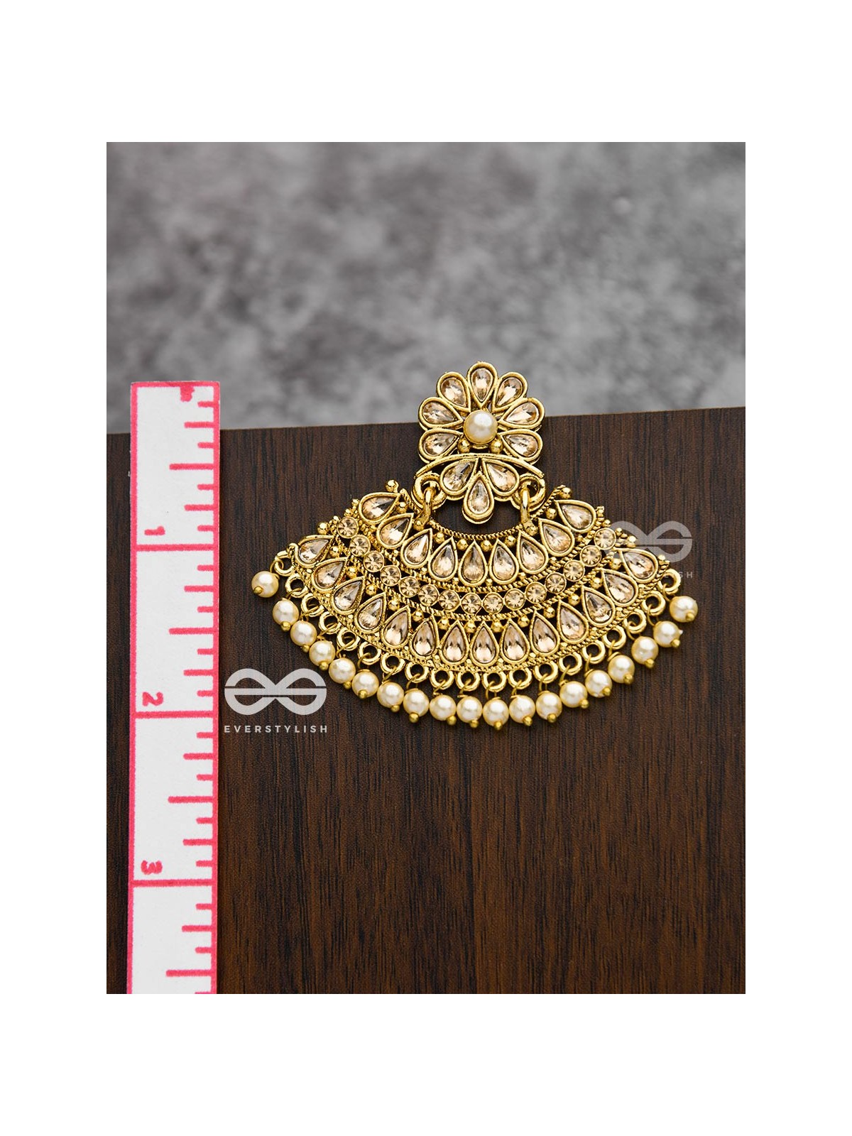 The Royal Shimmer - Golden Statement Earrings