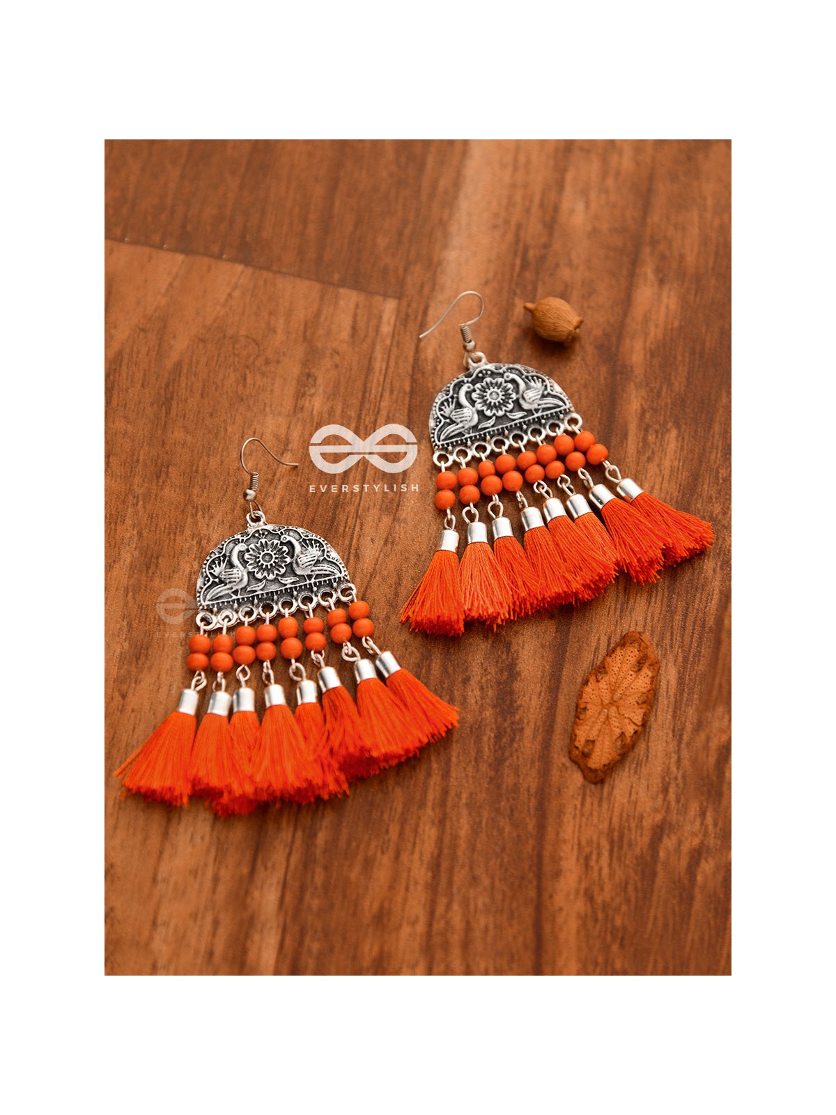 The Vintage Peacock Artwork Tassel Earrings(Orange)