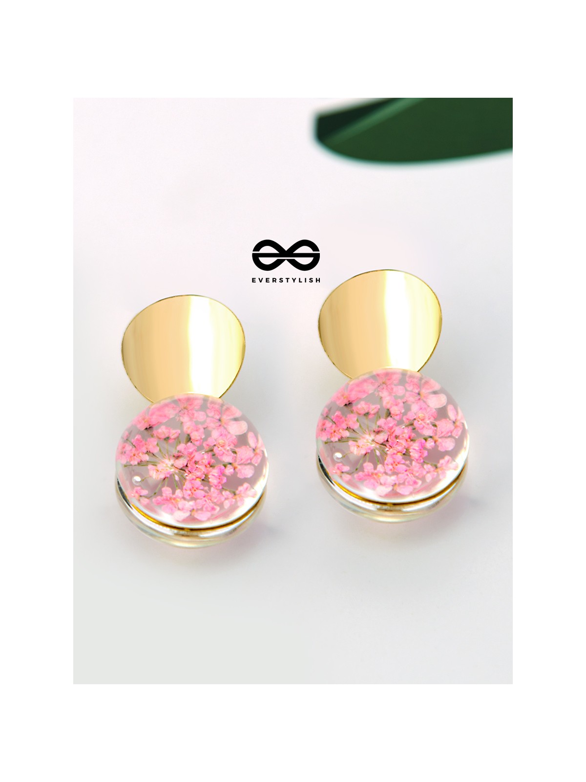 The Golden Floral Circles - Casual Resin Earrings