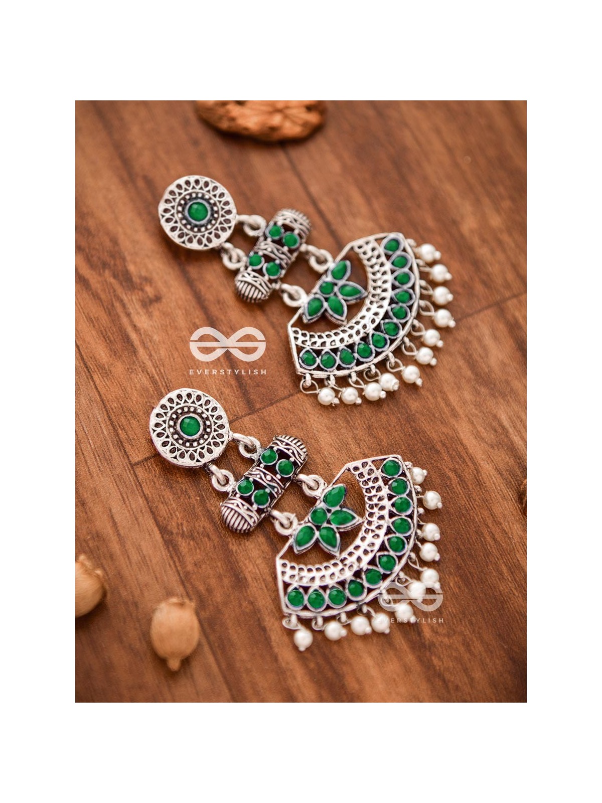 The Bohemian Elegance (Emerald) - Embellished Oxidised Collection