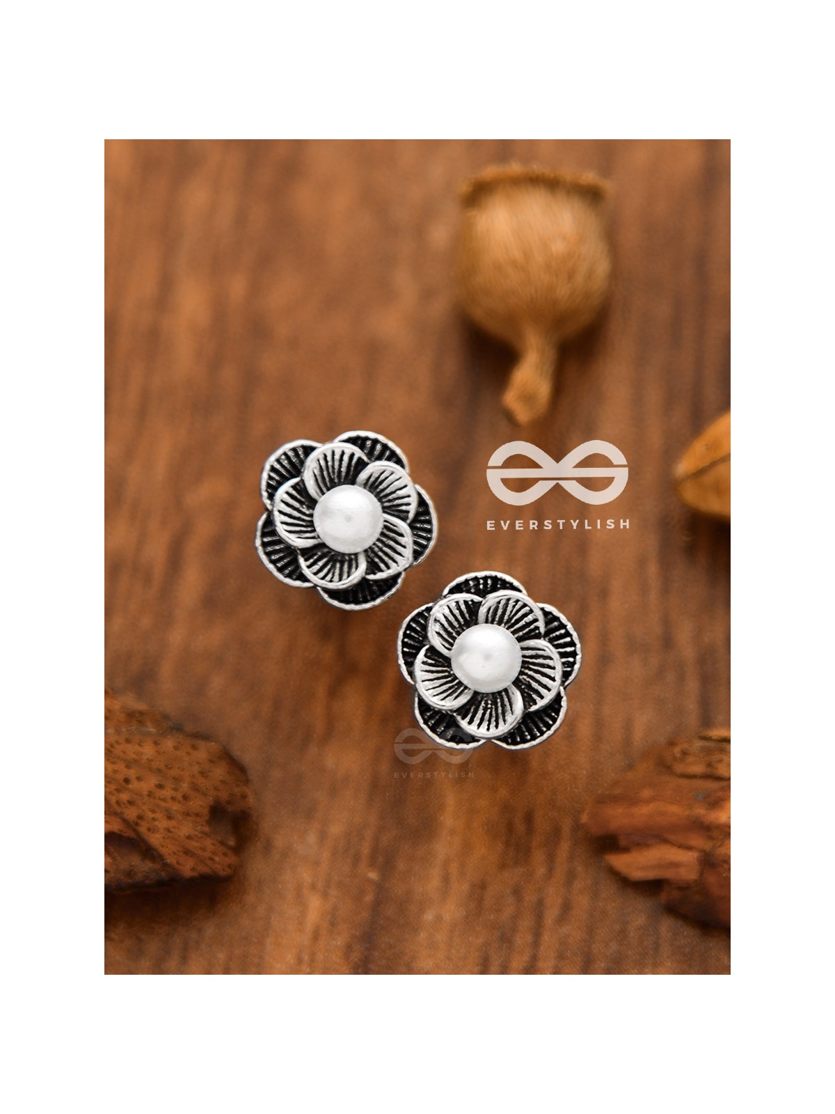 The Little Pearly Florals - Tiny Trinket Earrings