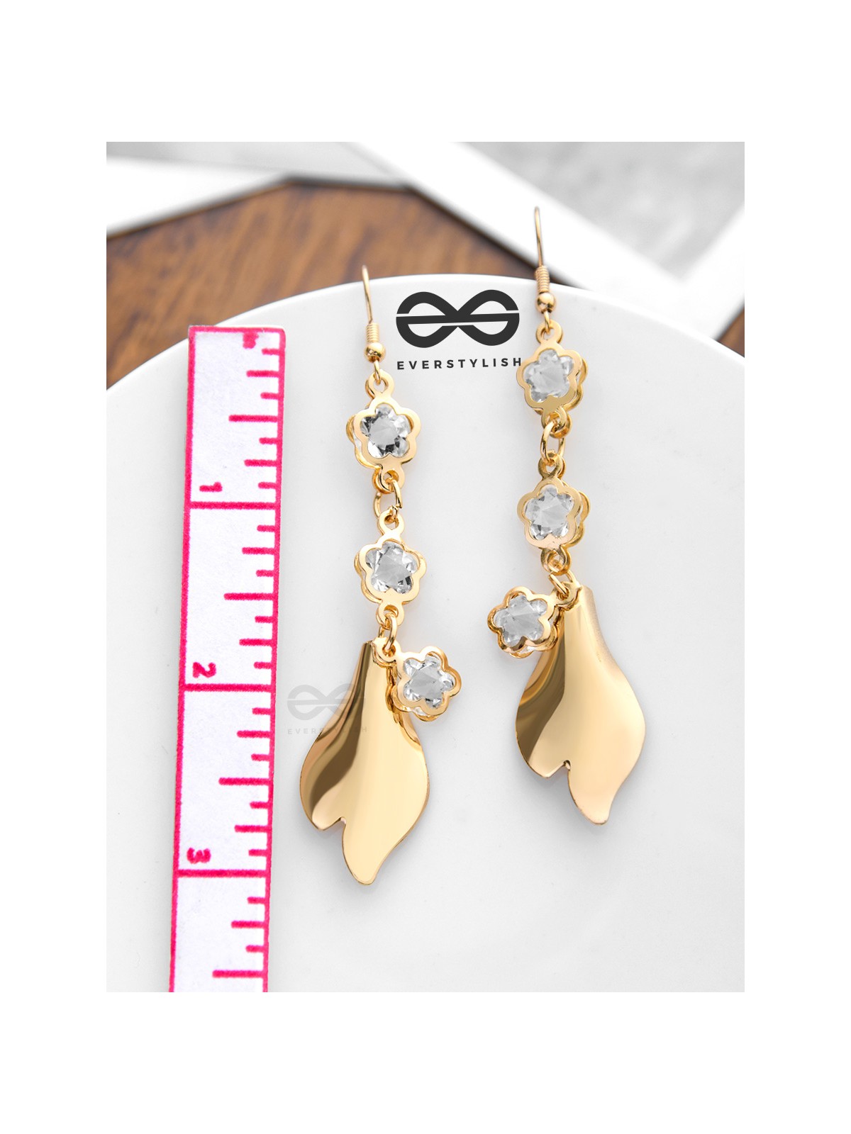 The Star Studded Shimmer - The Golden Charm Collection