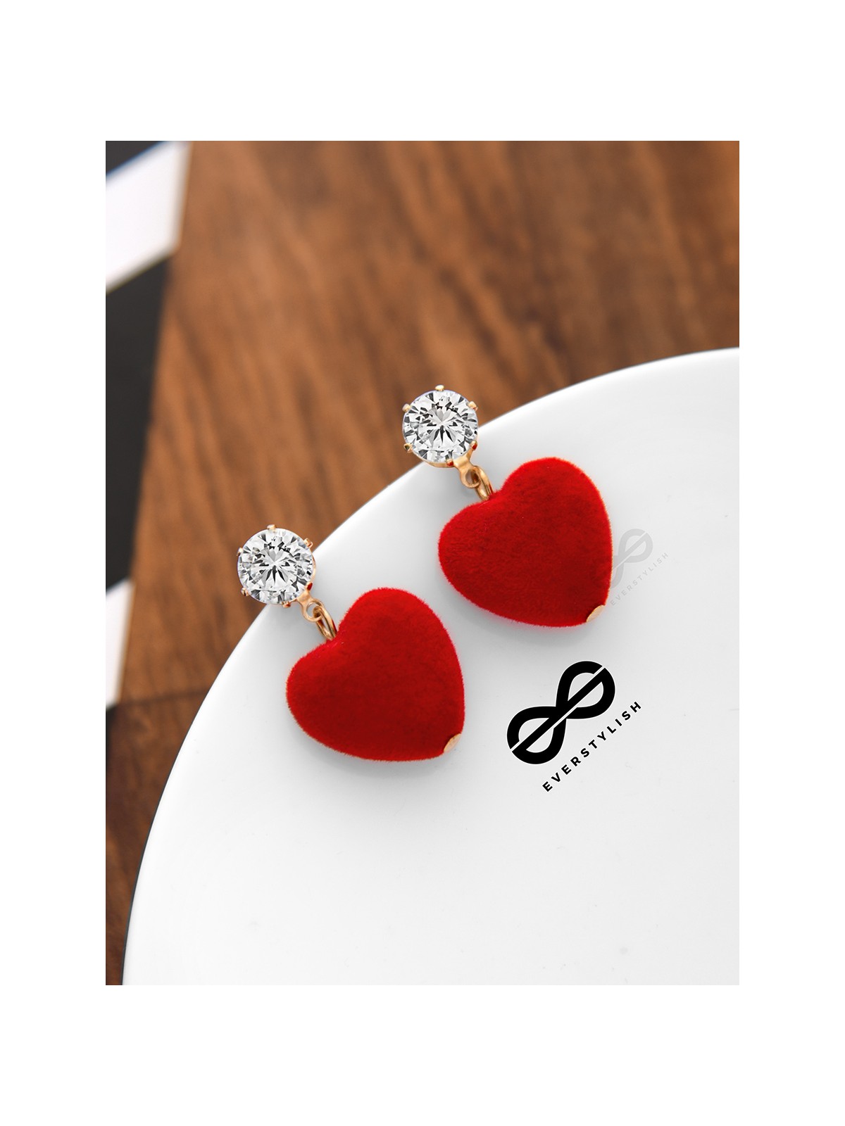 A Valentine's Tale - Beautiful Heart Earrings
