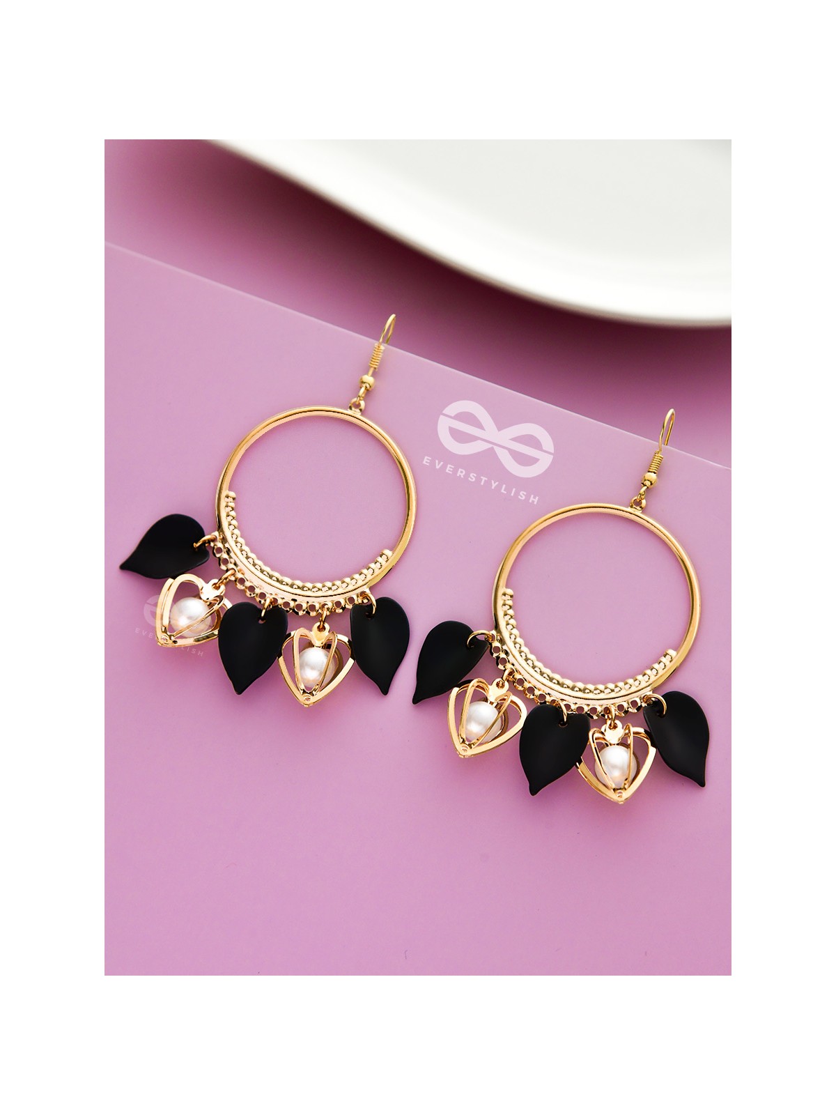 The bonafide elegance - leaf and pearl detailed danglers