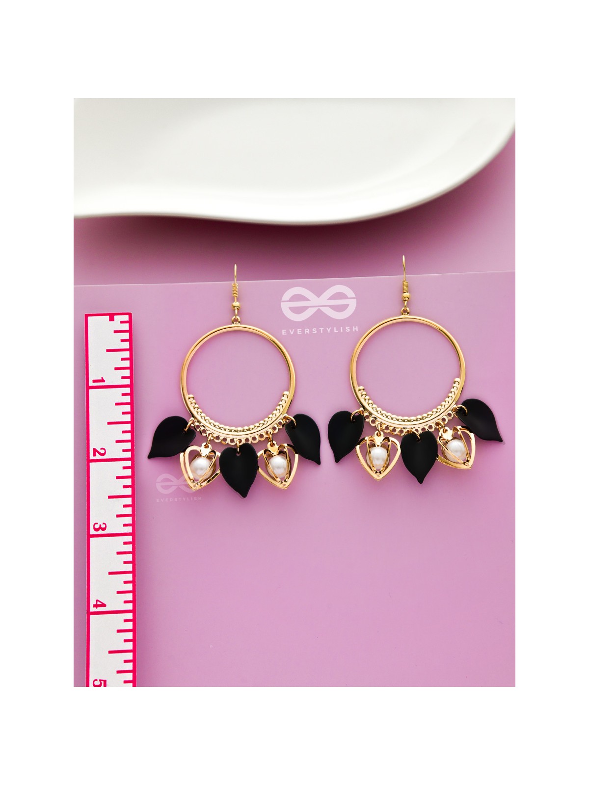 The bonafide elegance - leaf and pearl detailed danglers