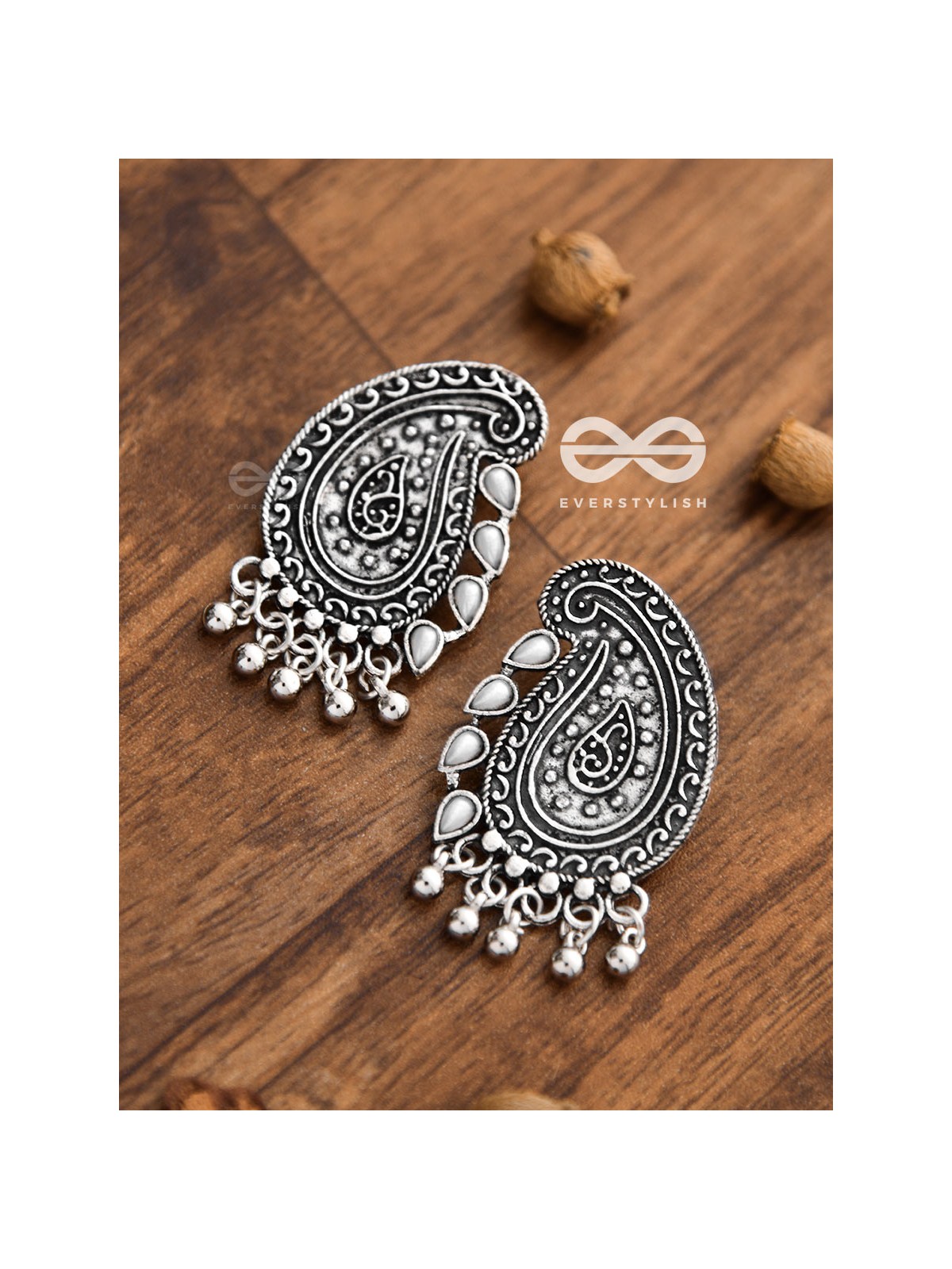 The Vintage Motifs Pearl Earrings- The Embellished Oxidised Collection