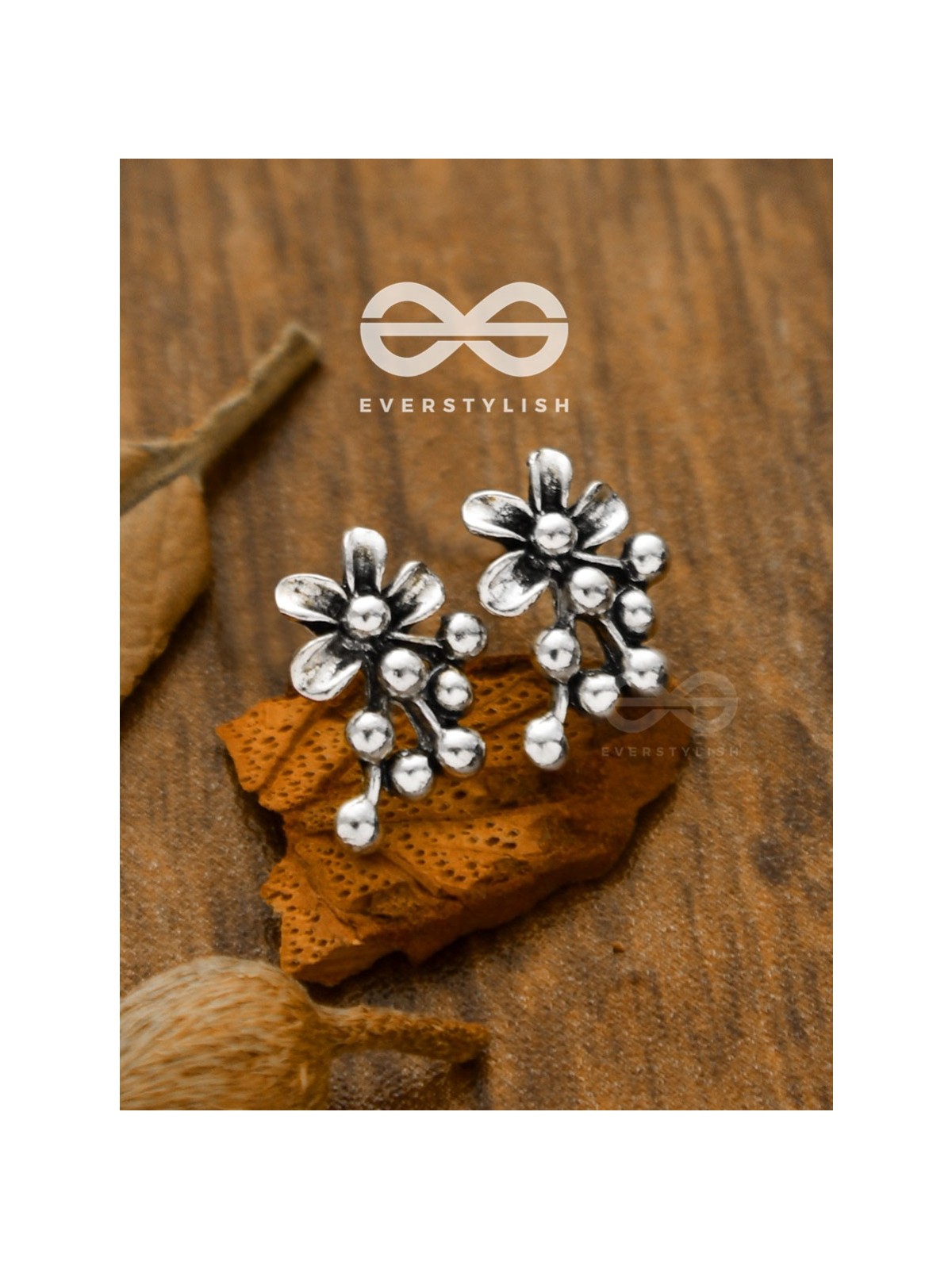 The Little Dotted Floral Studs - Tiny Trinket Earrings