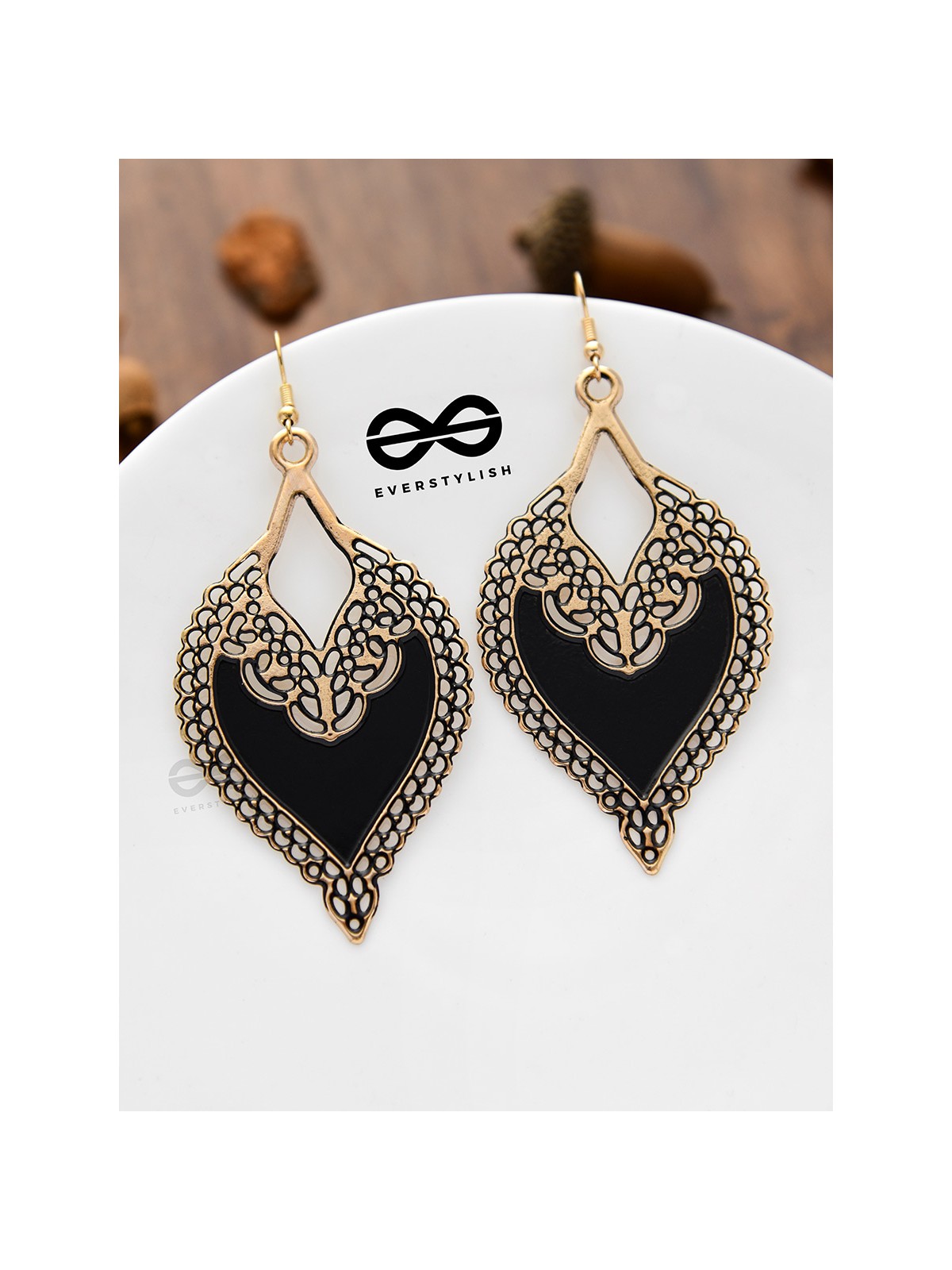 The perpetual beauty - Casual Dangler Earrings