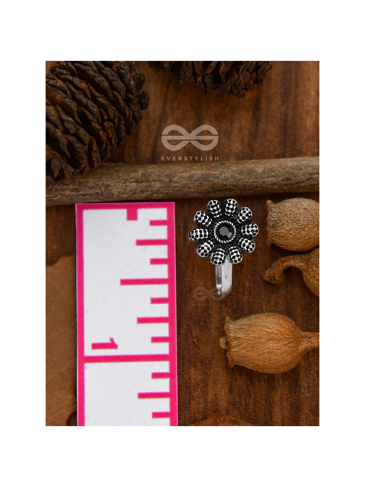 The Floral Fantasy - Embellished Non-pierced Nosepin (Onyx Black)