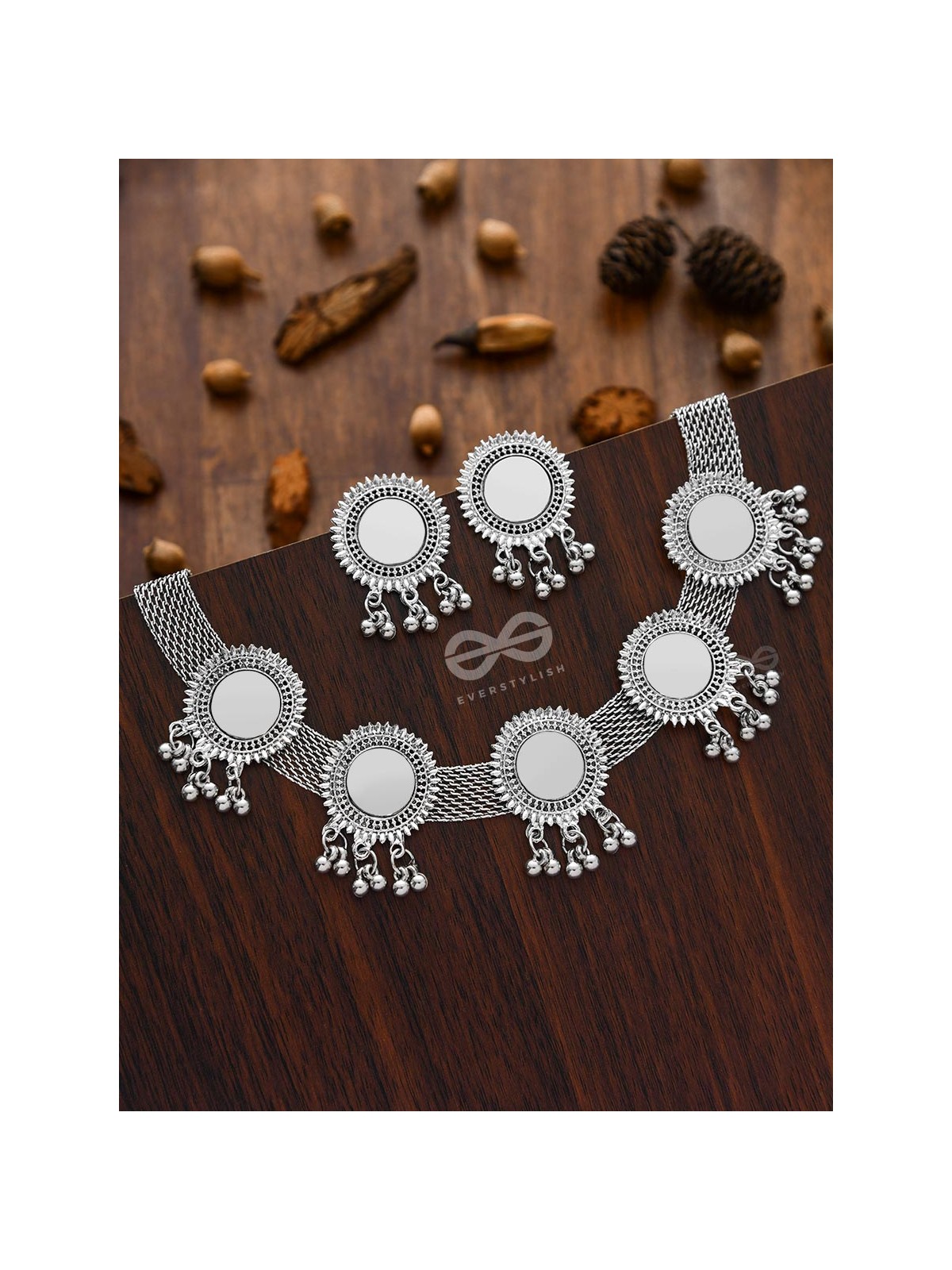 The Solar Shimmer - Set of Choker and Earrings - Oxidised Boho Collection