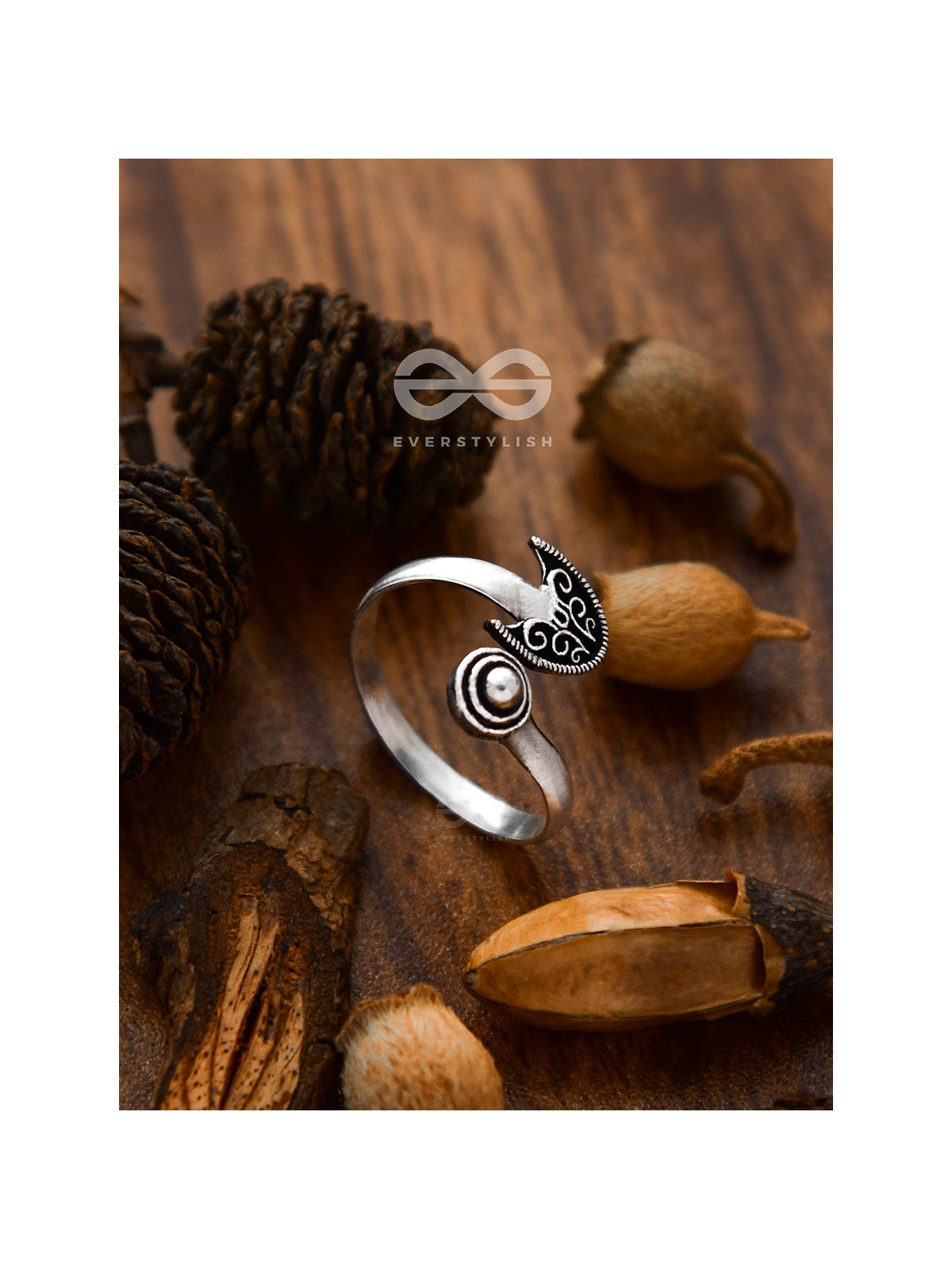 The Intricate Hypnosis Toe Ring - Tiny Trinket Collection