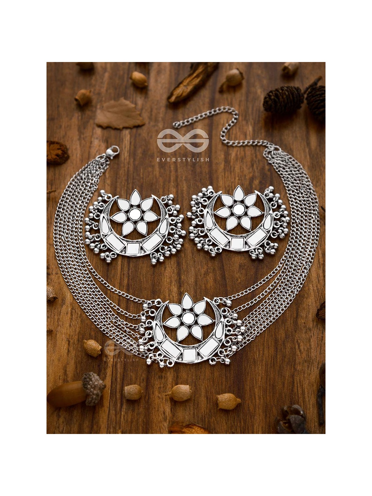 The Shimmery Eclipse - Set of Mirror Earrings and Neckpiece