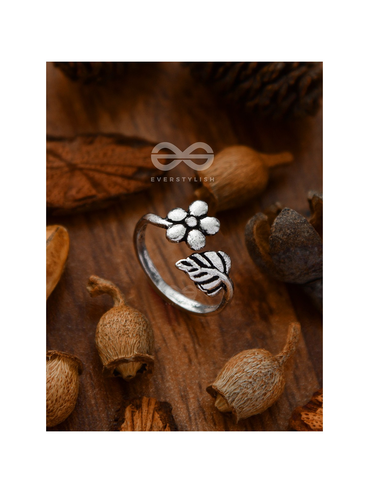 Nature's Delight Toe Ring - Tiny Trinket Collection