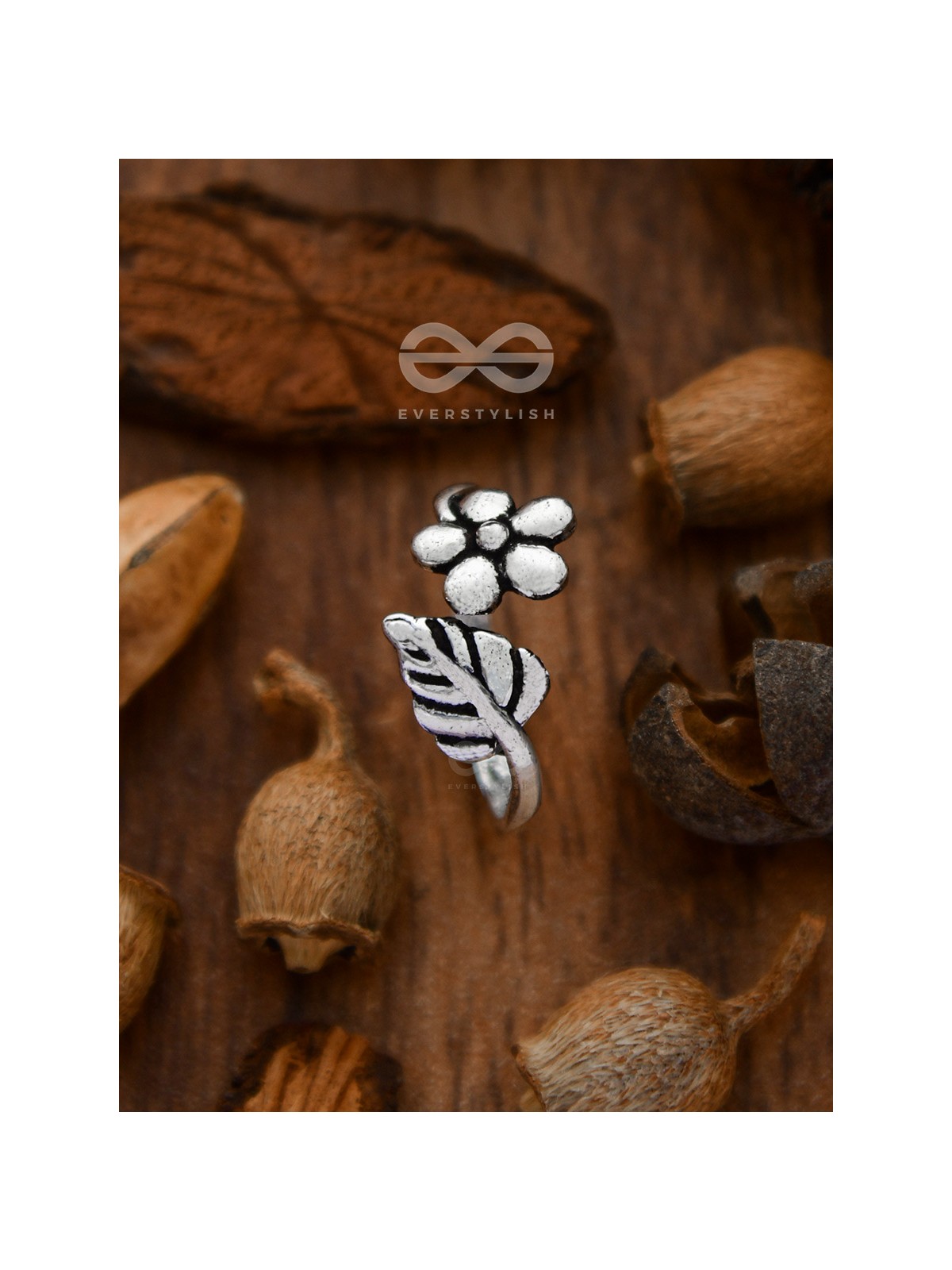 Nature's Delight Toe Ring - Tiny Trinket Collection