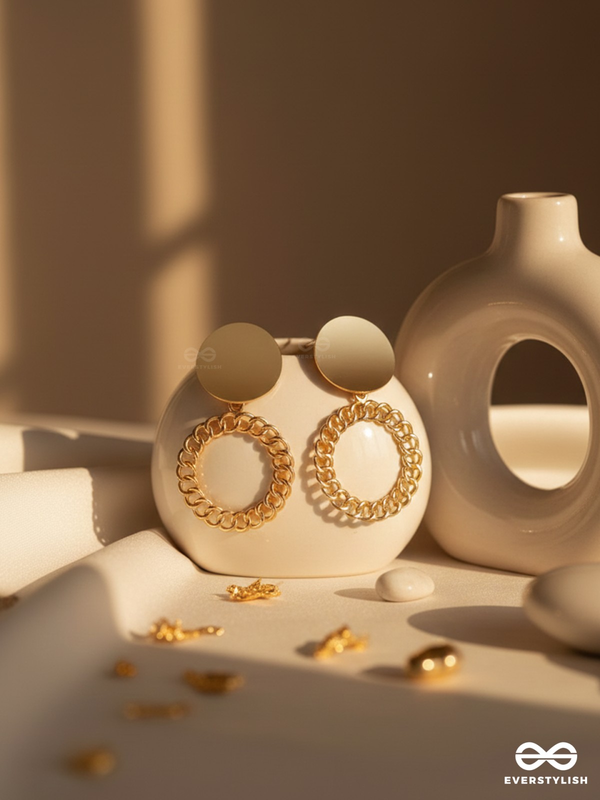 The Links of Glamour - Golden Statement Earrings