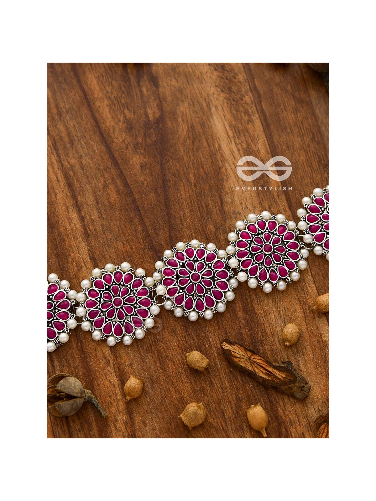 The classy Desire - Perfect Pearl Embellished Statement Choker (Ruby Red)