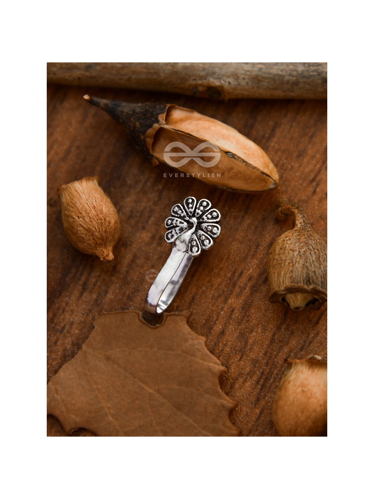 The Fanning Peacock - Oxidised Non-pierced Nosering