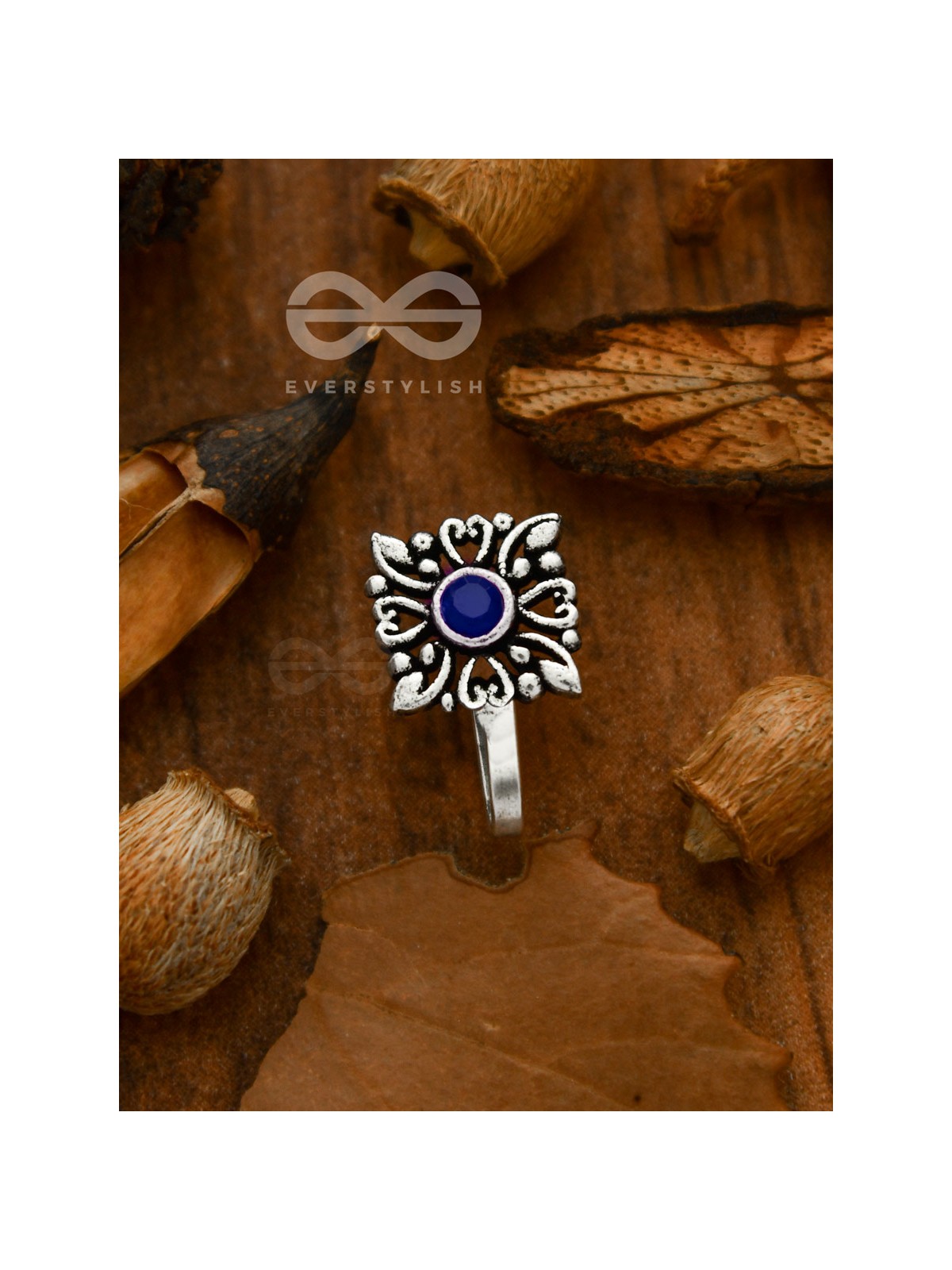 THE GEOMETRIC MOTIFS - INTRICATE NON PIERCED NOSE-PIN (Royal blue)