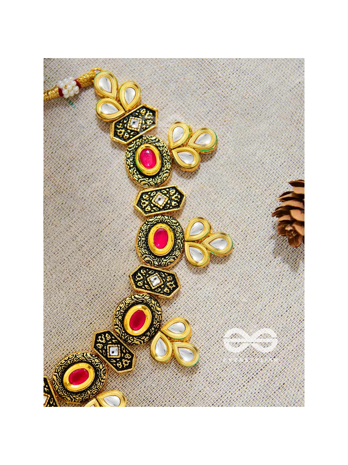 The Royal Magnificence - Statement Golden Set of Neckpiece and Earrings