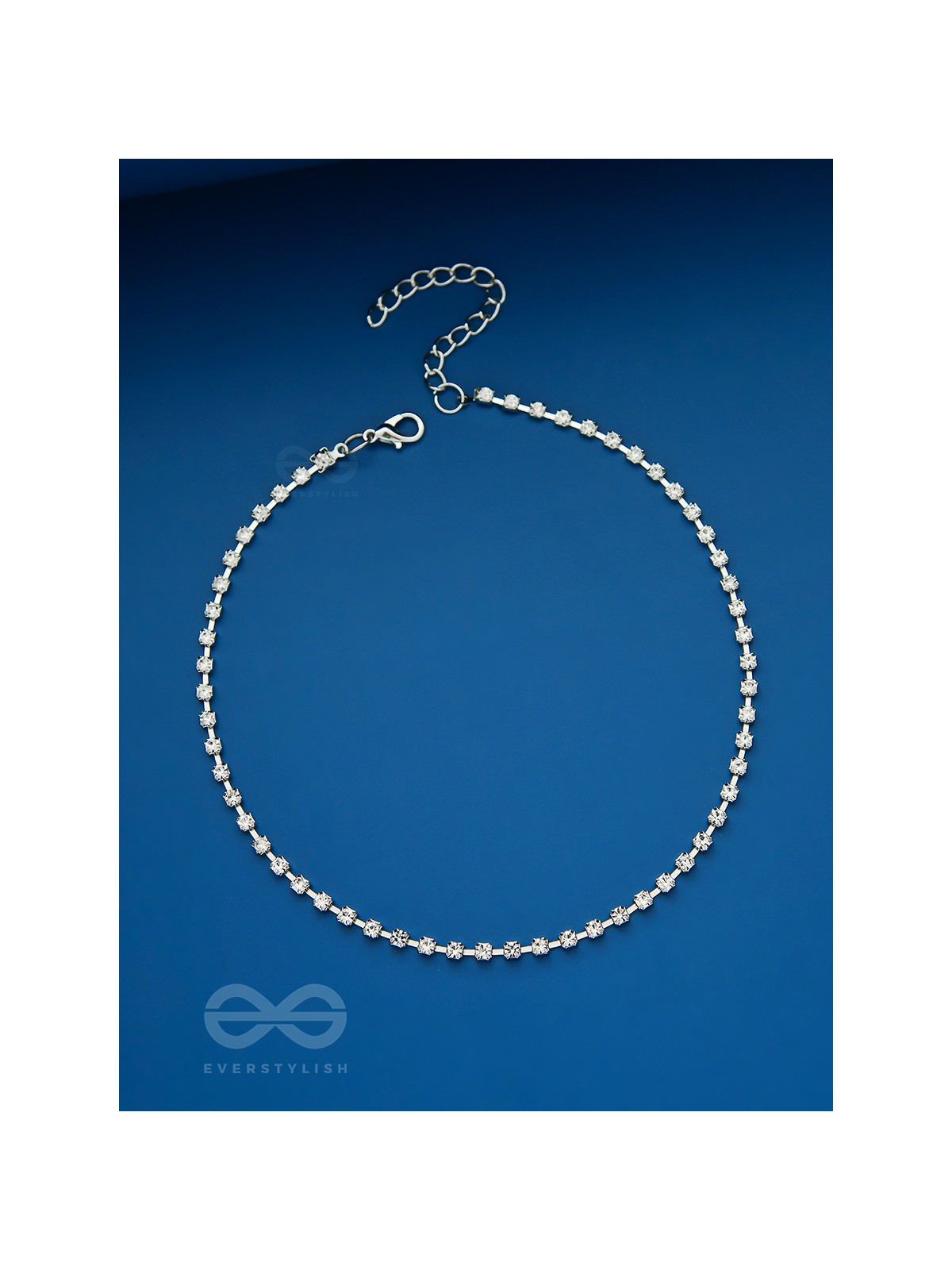 Elegance around my Neck - Silver Statement Neckpiece