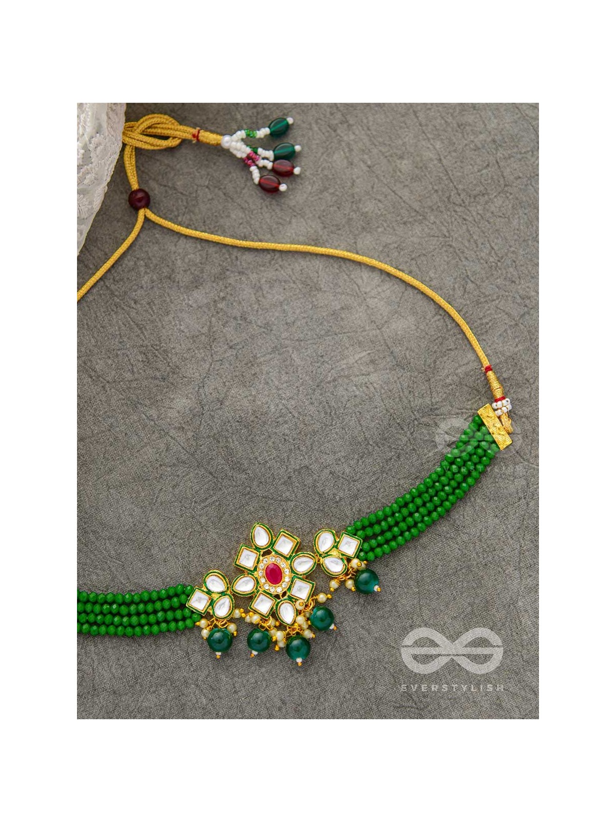The Magical Mystique - Set of Statement Earrings and Choker (Green)