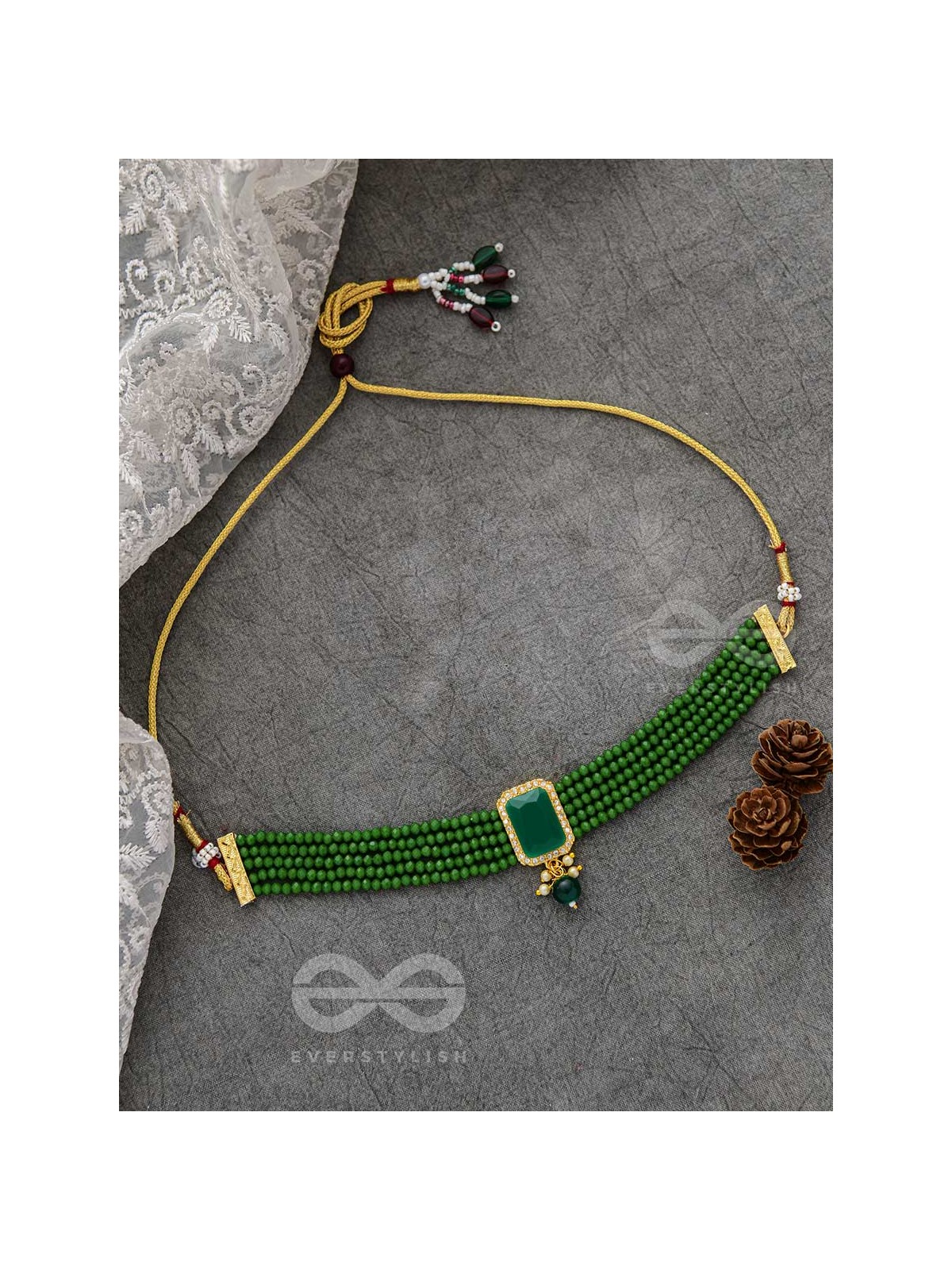 The Mystical Magnificence - Set of Statement Choker And Earrings (Forest Green)