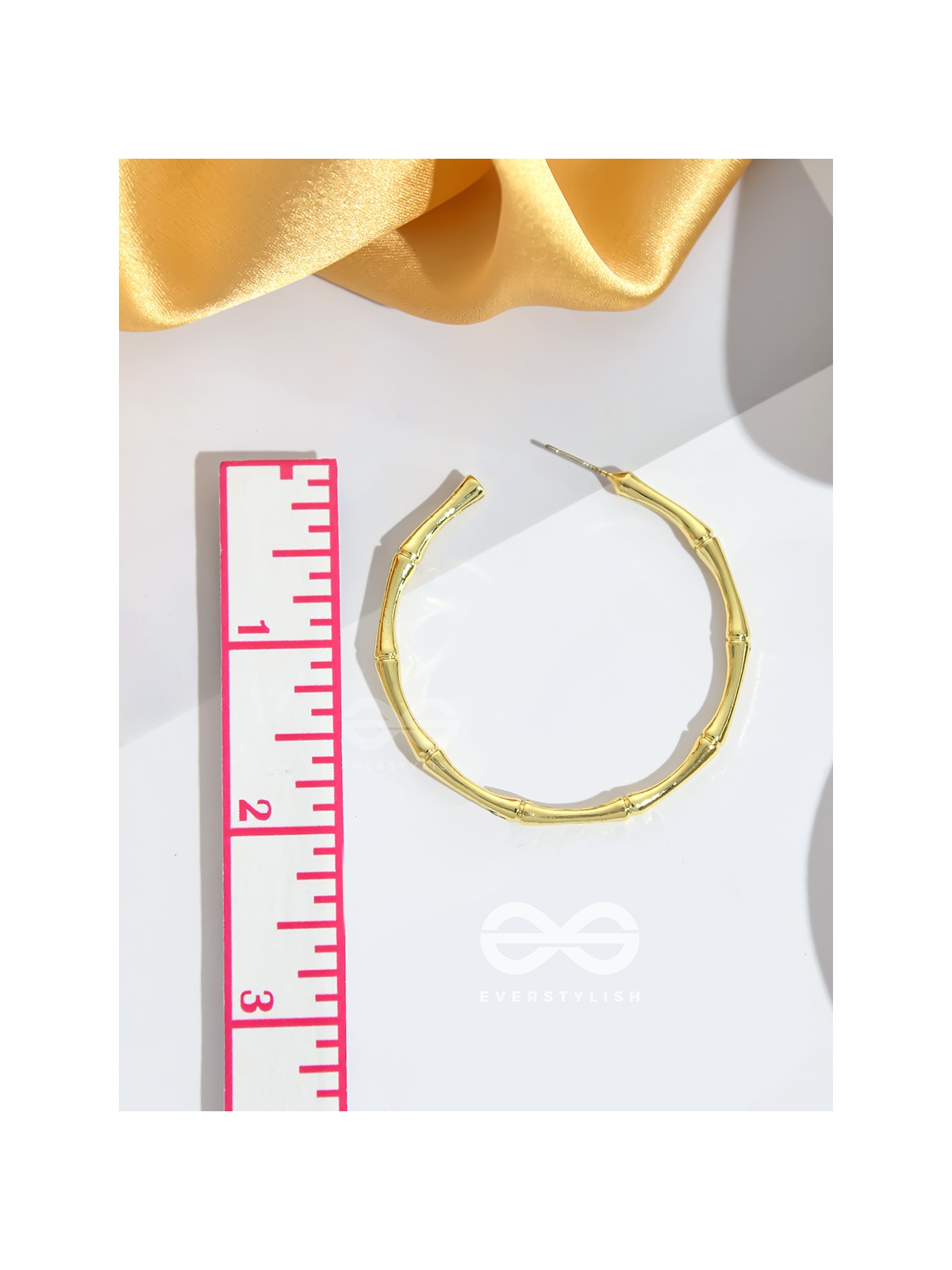 The Enso Circle- Elegant Golden Hoops