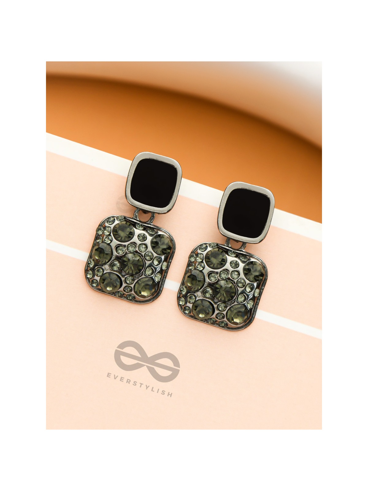 Shimmering Silt- Crystals and Rhinestones Studded Black Earrings