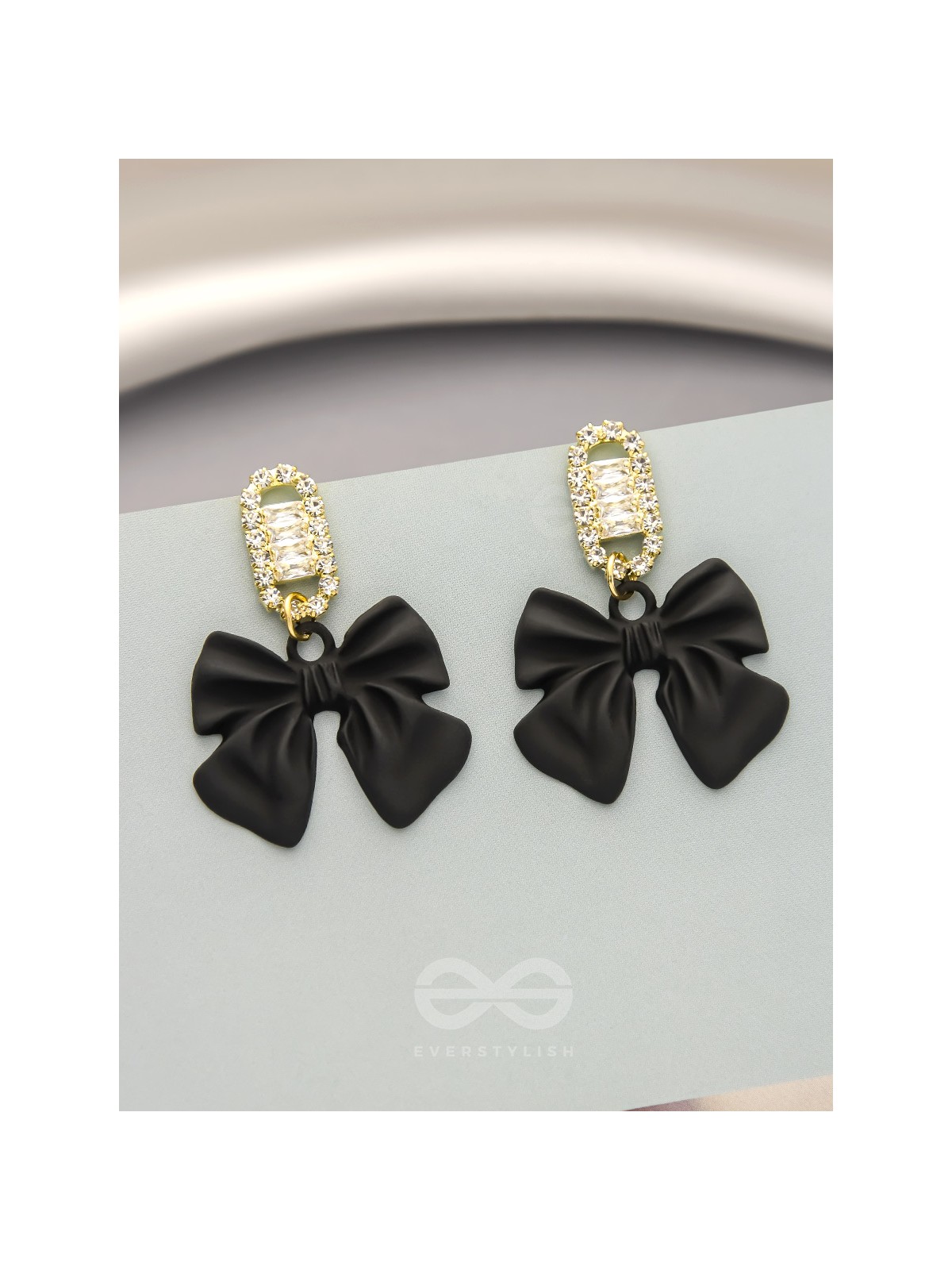 Ebony Divas- Rhinestones Studded Golden and Black Earrings