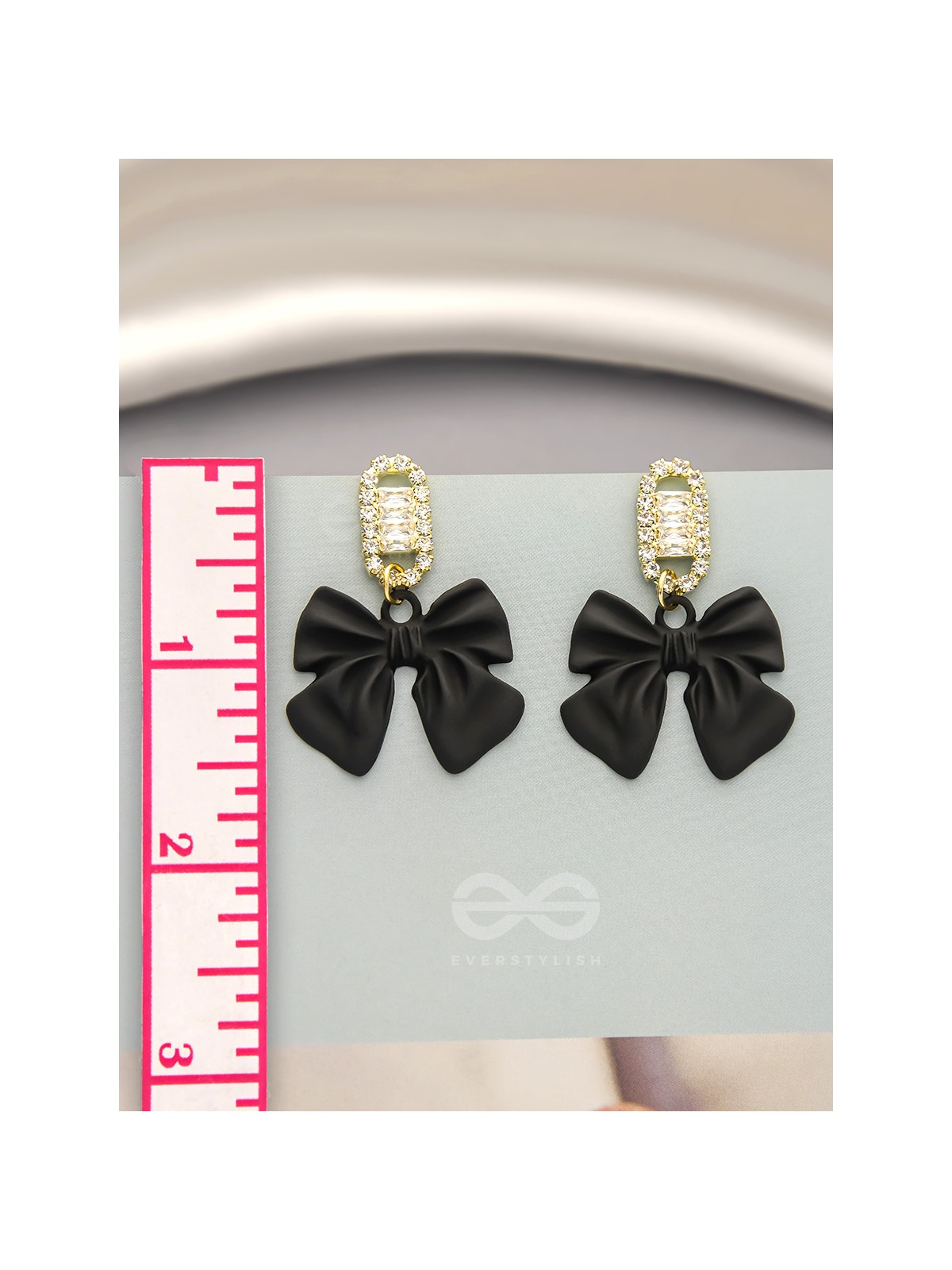 Ebony Divas- Rhinestones Studded Golden and Black Earrings