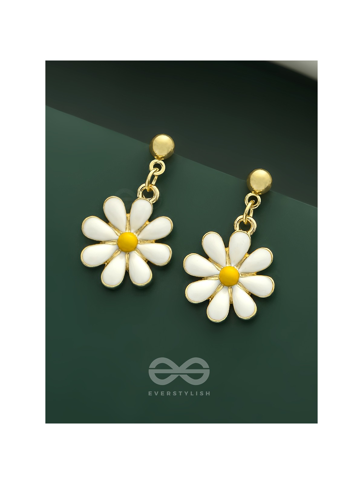 Dewy Daisies - Chic Enamelled Earrings