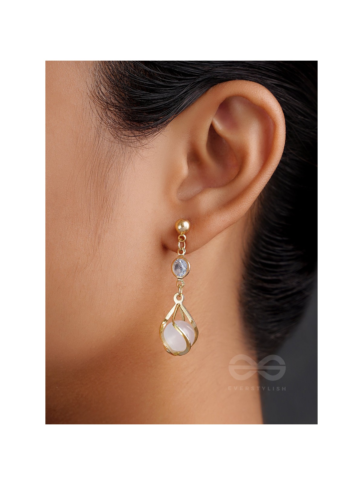 Twirling Vines- Golden Pearl Earrings