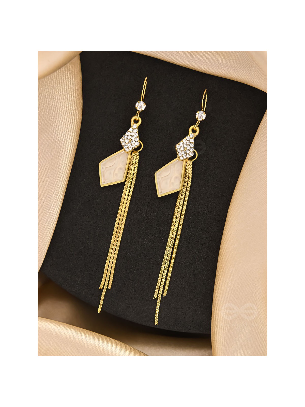The Golden Rain- Chic Golden Earrings