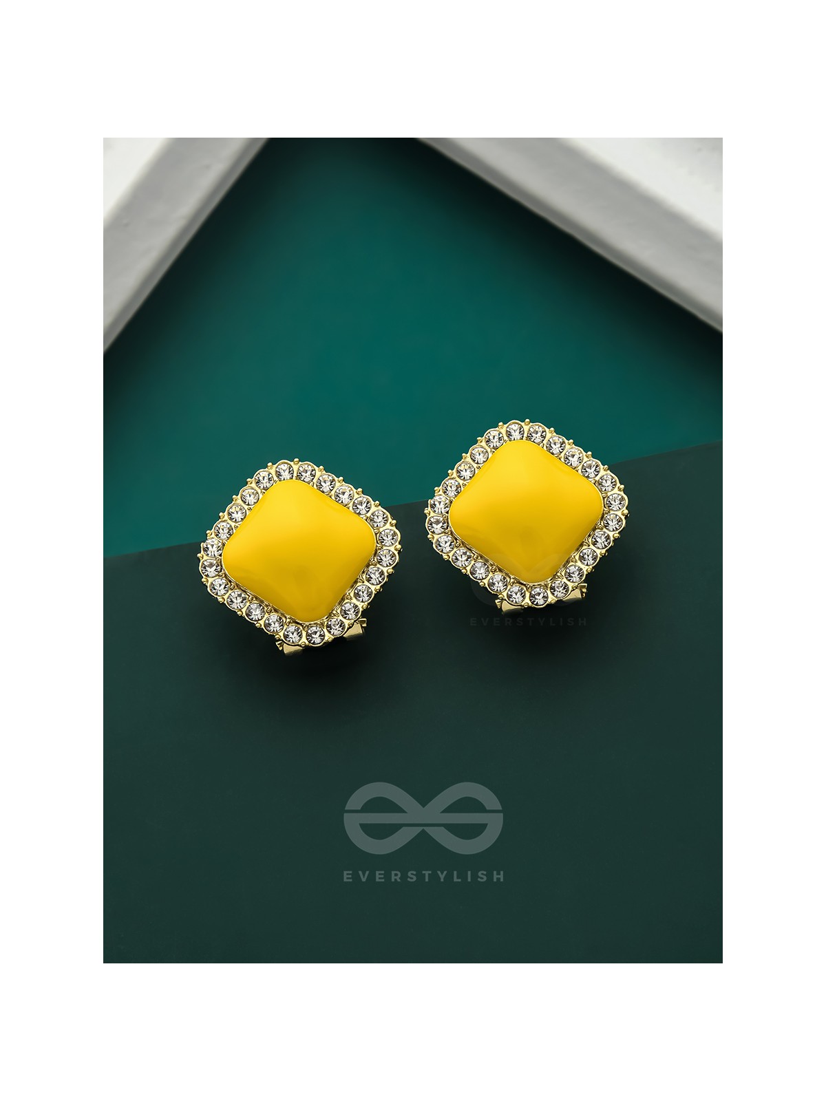 The Flaming Cube- Golden Rhinestones Earrings (Bright Yellow)