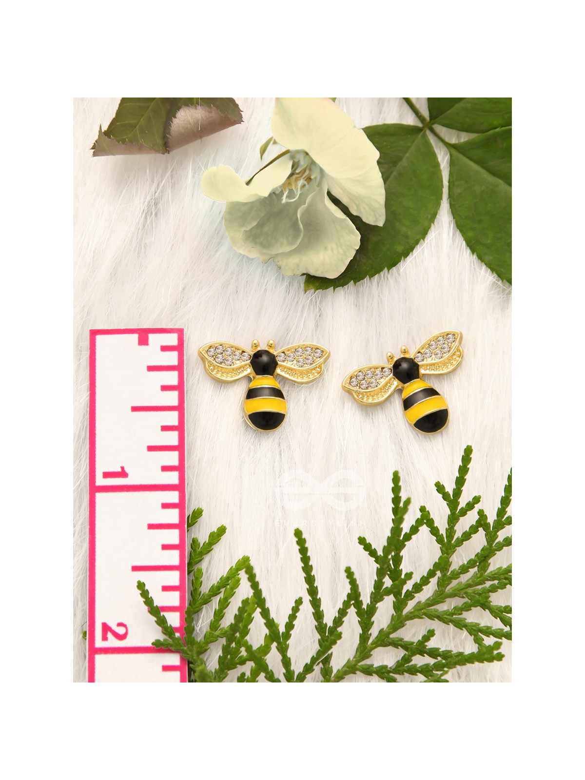 The Busy Bee- Golden Rhinestones Earrings 