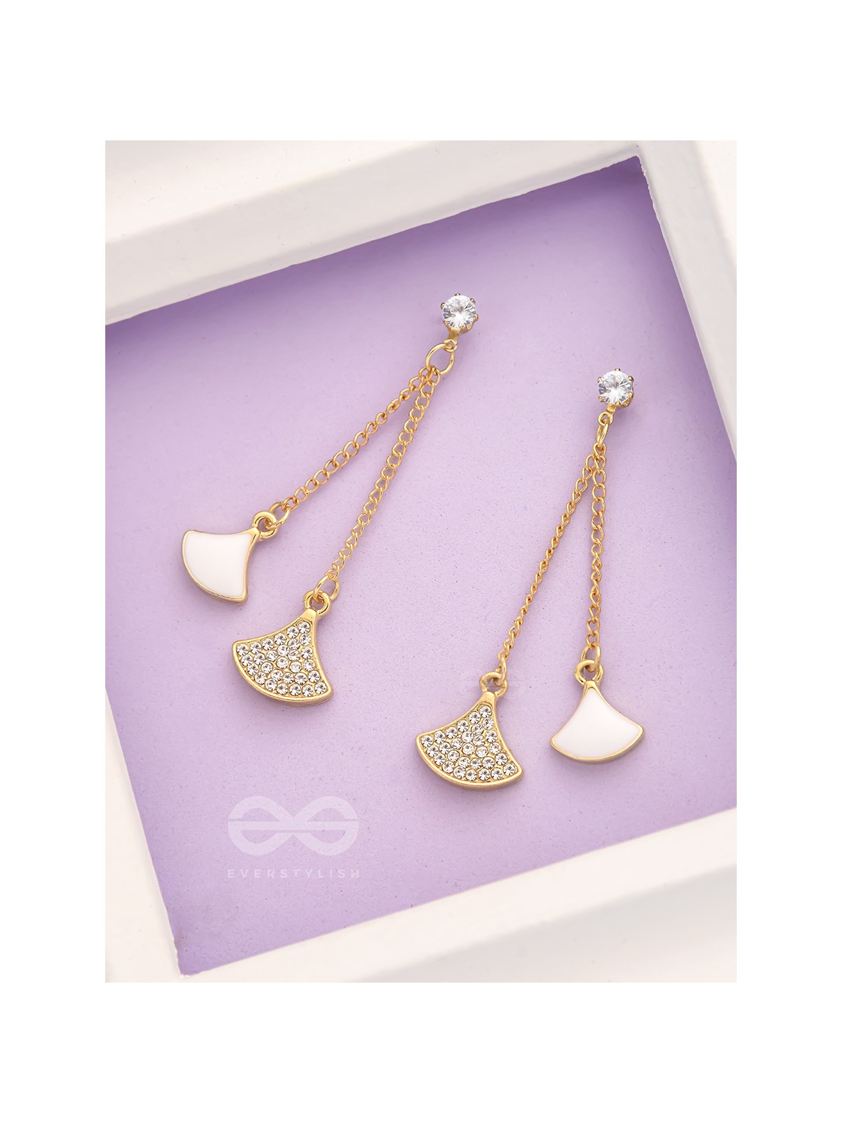 The Pendulum Effect- White and Golden Earrings 