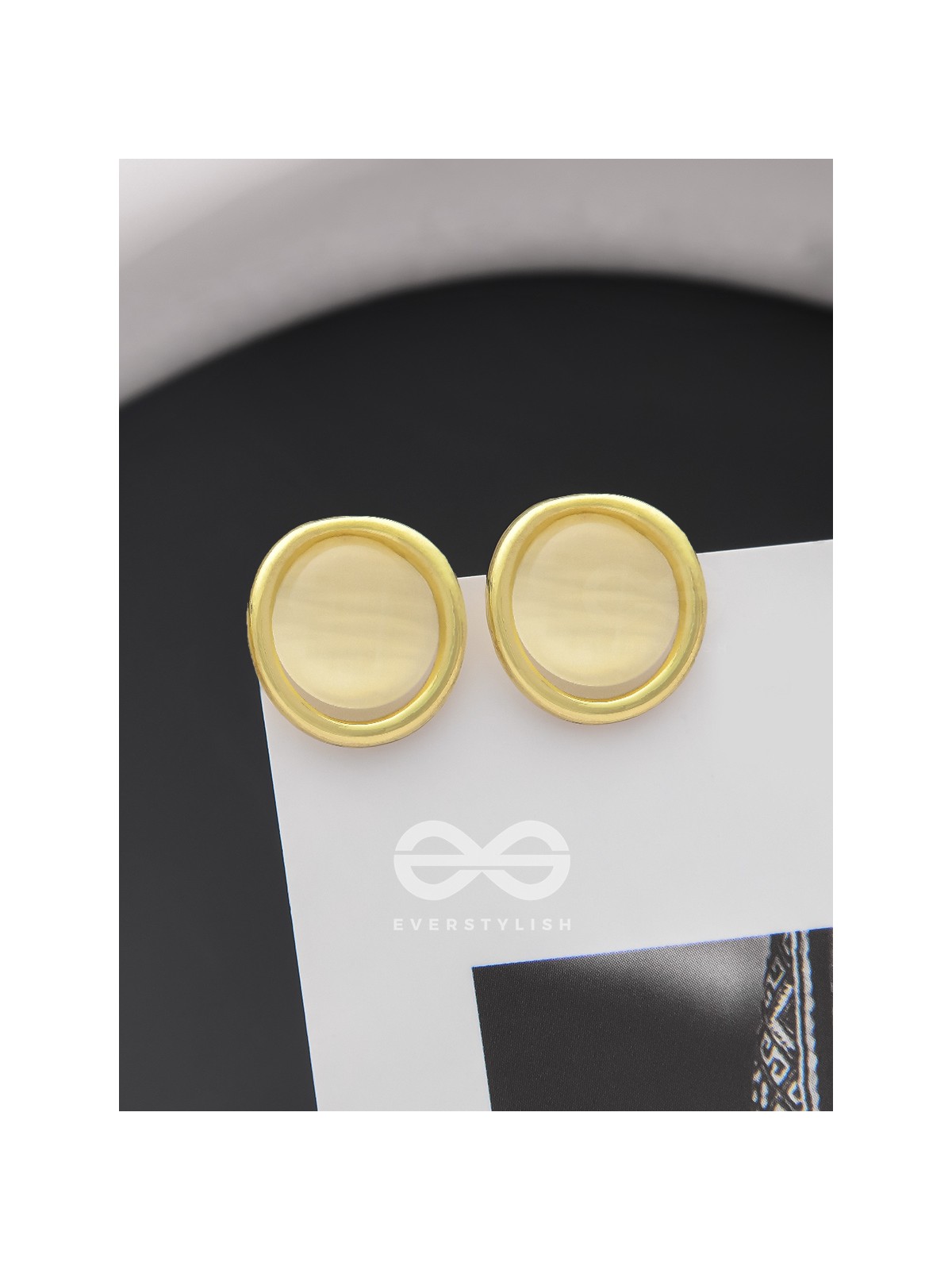 The Golden Sunrise- Golden Stud Earrings (Cream White)
